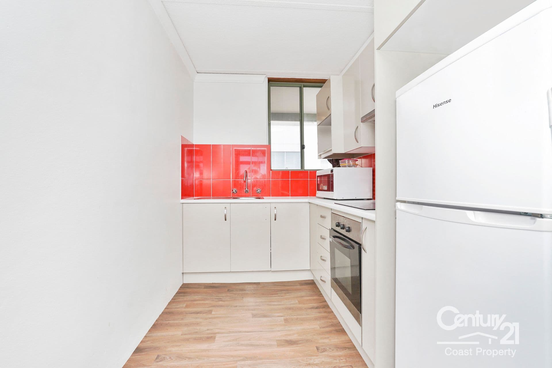 9/105 Ocean Parade, Blue Bay, NSW, 2261, Blue Bay - Thumbnail 4