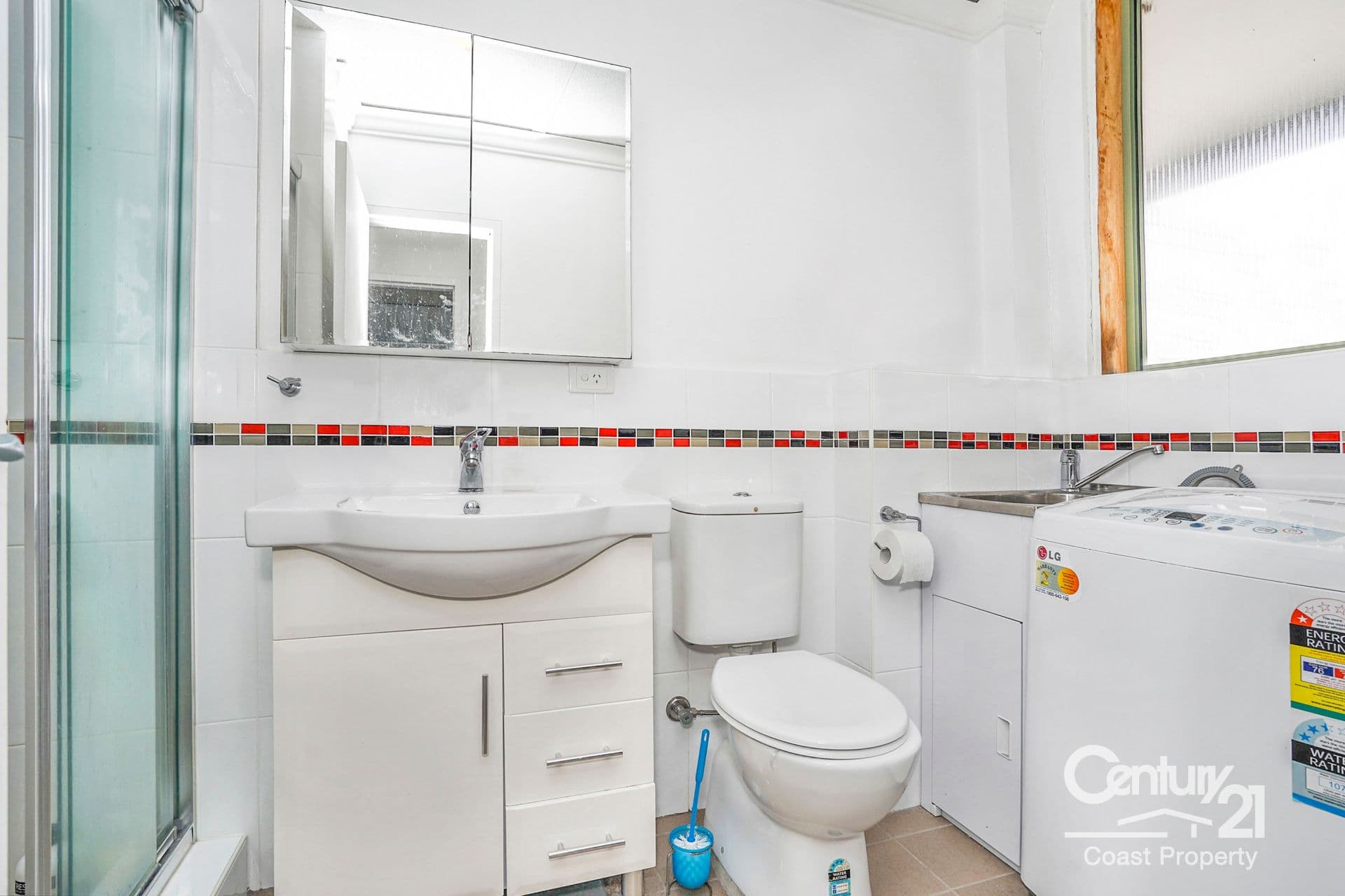 9/105 Ocean Parade, Blue Bay, NSW, 2261, Blue Bay - Thumbnail 5