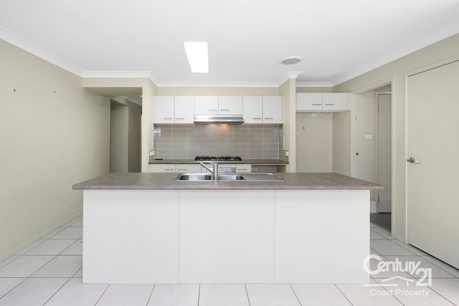 24 Yellow Rose Terrace, Hamlyn Terrace, NSW, 2259, Hamlyn Terrace - Thumbnail 3