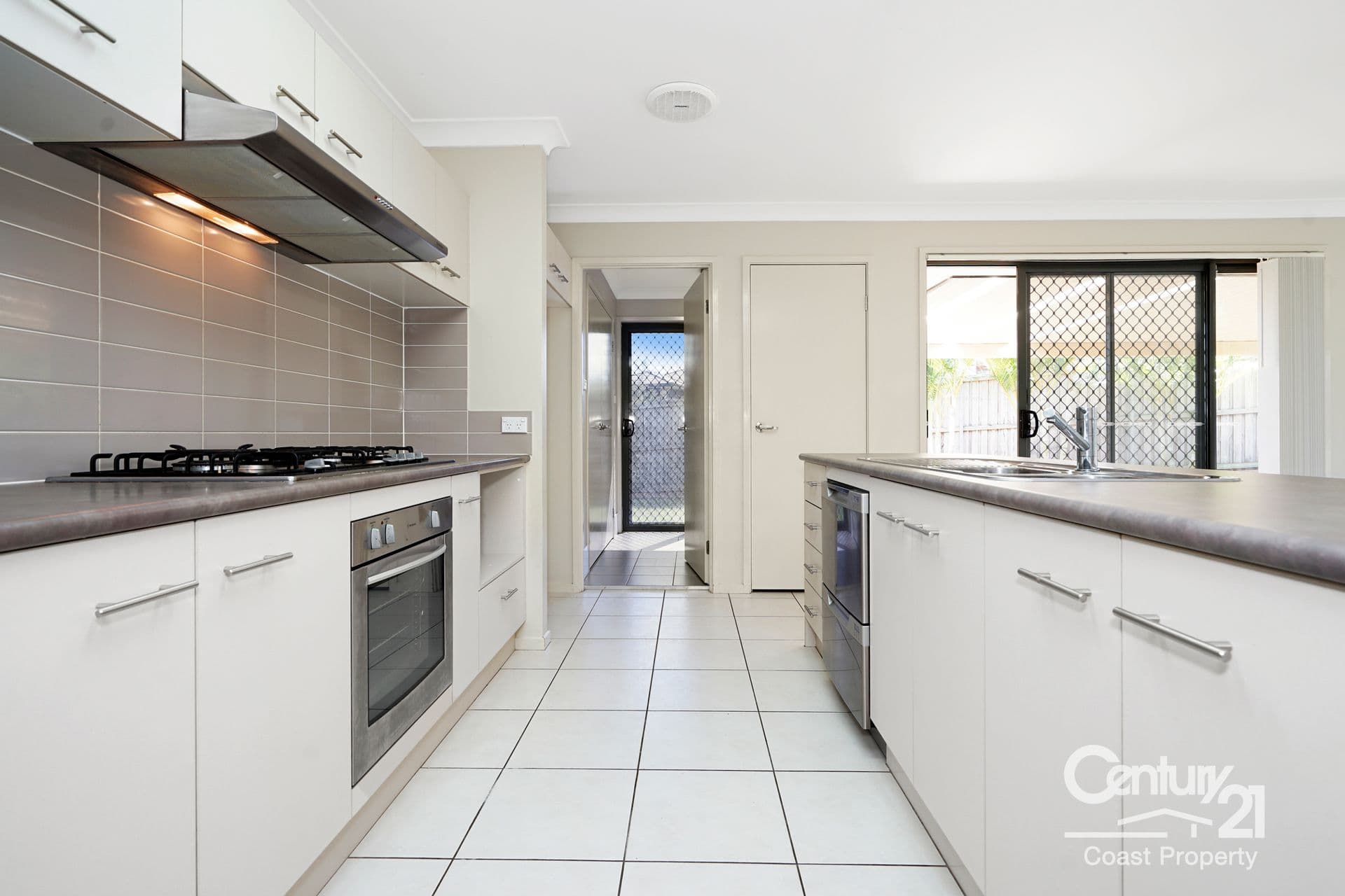 24 Yellow Rose Terrace, Hamlyn Terrace, NSW, 2259, Hamlyn Terrace - Thumbnail 4