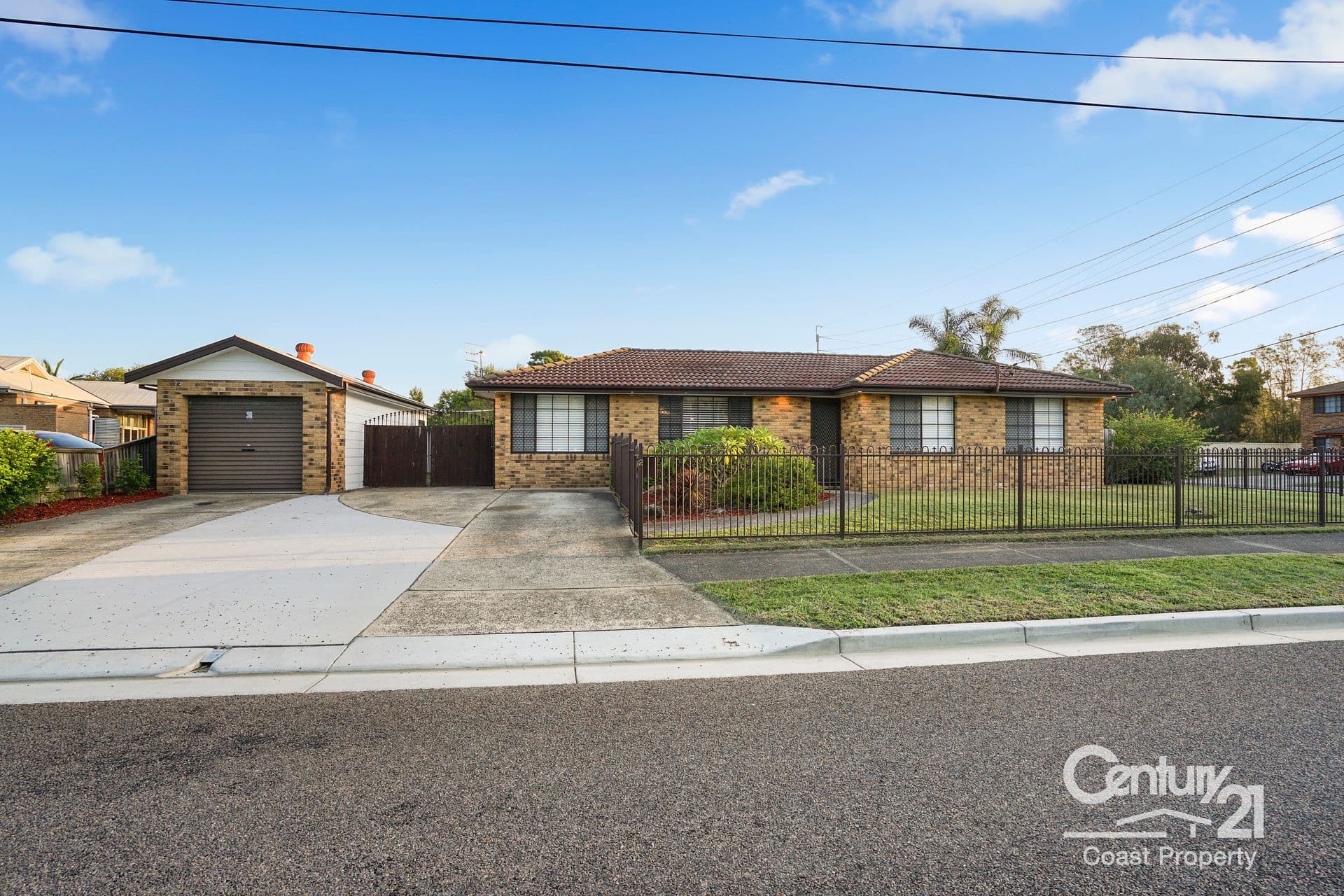 2 Cynthia Street, Bateau Bay, NSW, 2261, Bateau Bay - Image 1