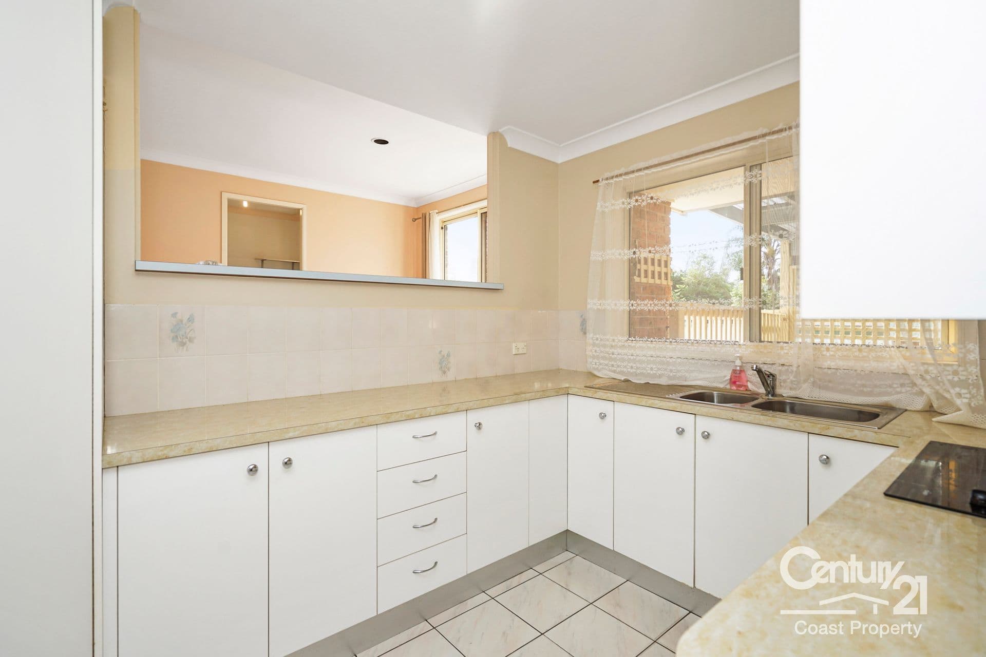579 The Entrance Road, Bateau Bay, NSW, 2261, Bateau Bay - Thumbnail 4