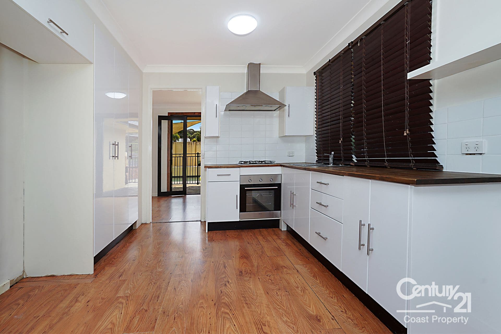 16 Cynthia Street, Bateau Bay, NSW, 2261, Bateau Bay - Thumbnail 3