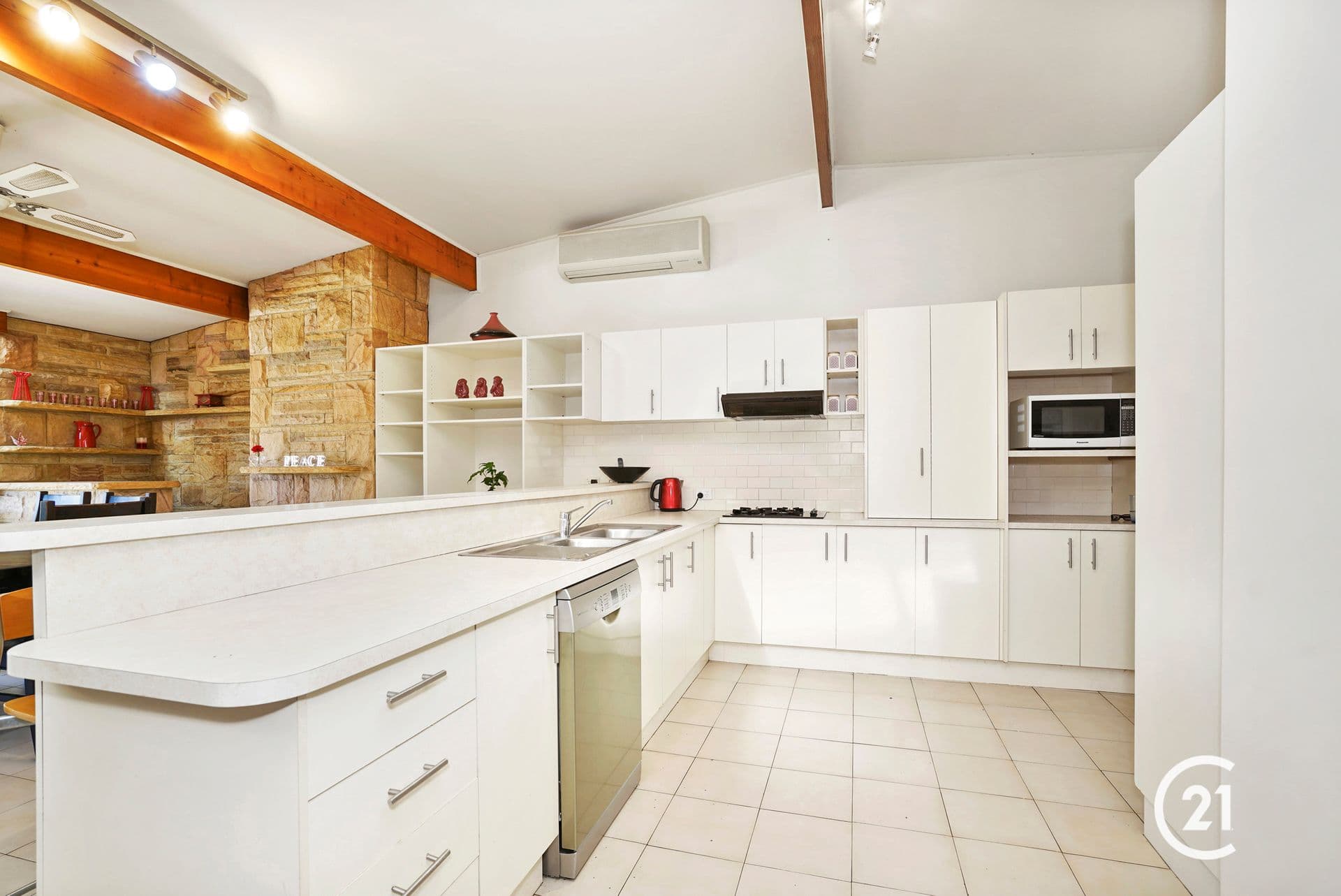 15 Aston Wilde Avenue, Chittaway Bay, NSW, 2261, Chittaway Bay - Thumbnail 3
