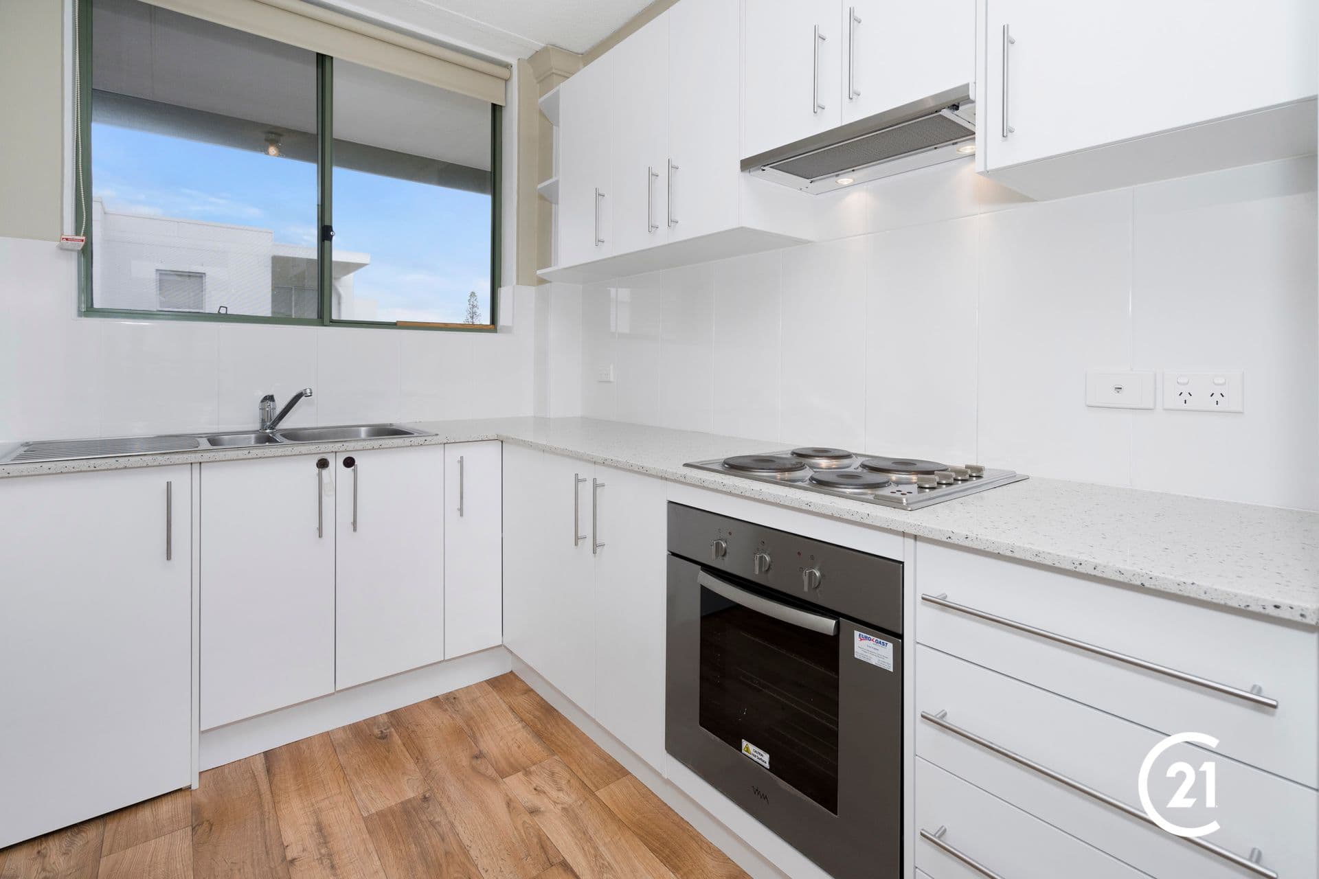 7/105 Ocean Parade, Blue Bay, NSW, 2261, Blue Bay - Thumbnail 2