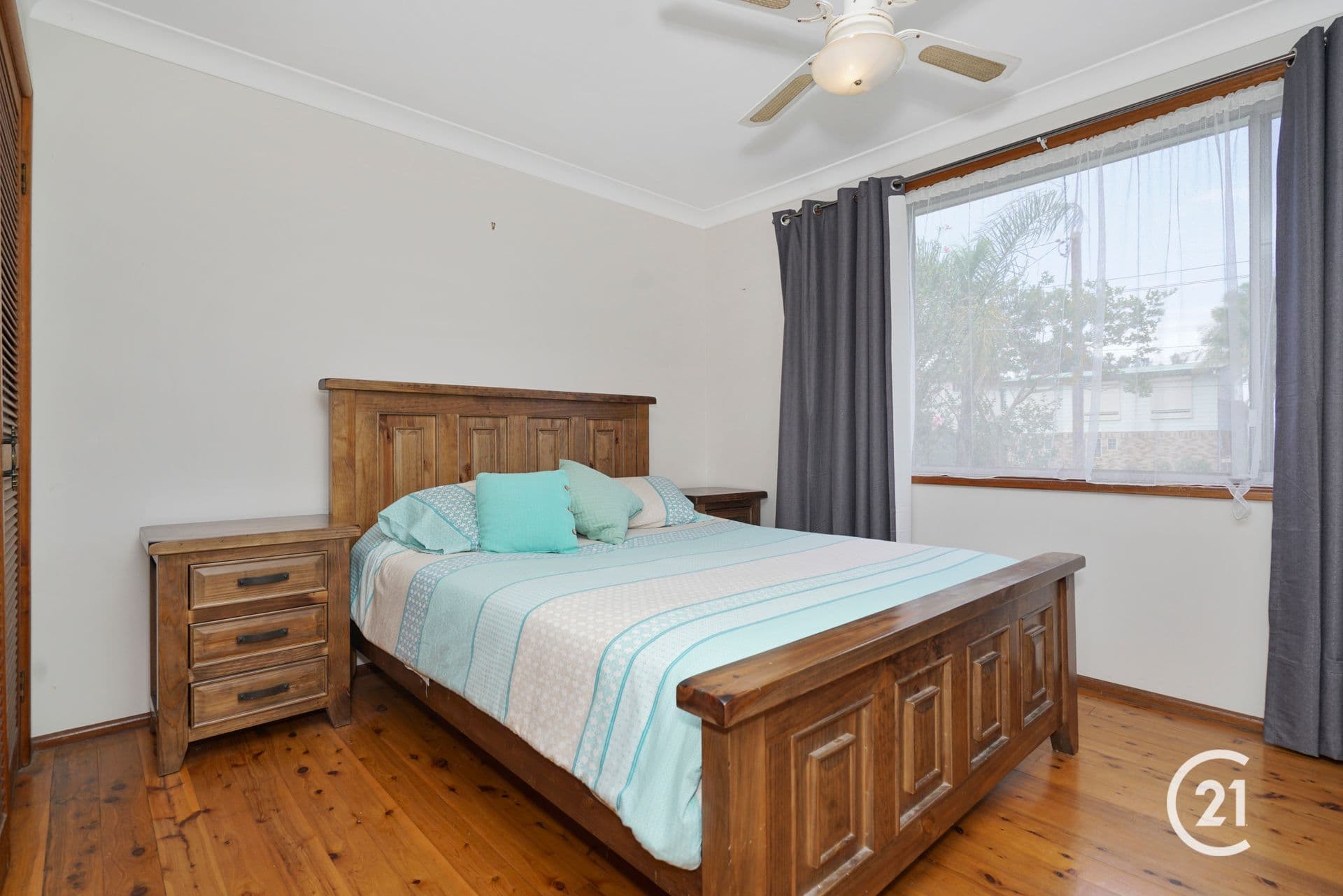 294 Lakedge Avenue, Berkeley Vale, NSW, 2261, Berkeley Vale - Thumbnail 4
