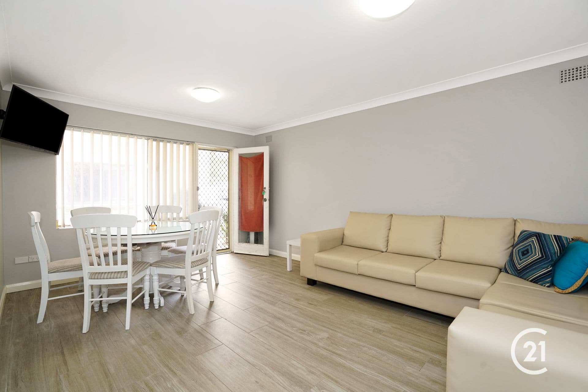 4/8 Marine Parade, The Entrance, NSW, 2261, The Entrance - Thumbnail 2