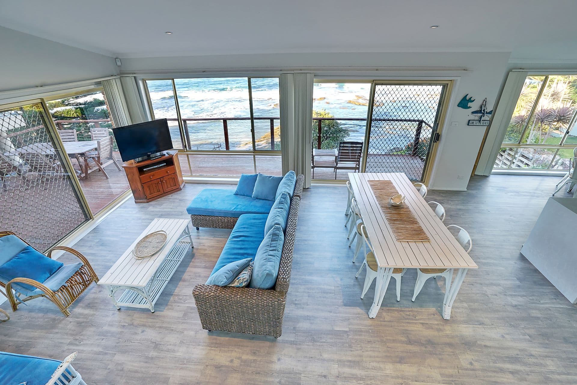 114 Ocean Parade, Blue Bay, NSW, 2261, Blue Bay - Thumbnail 2