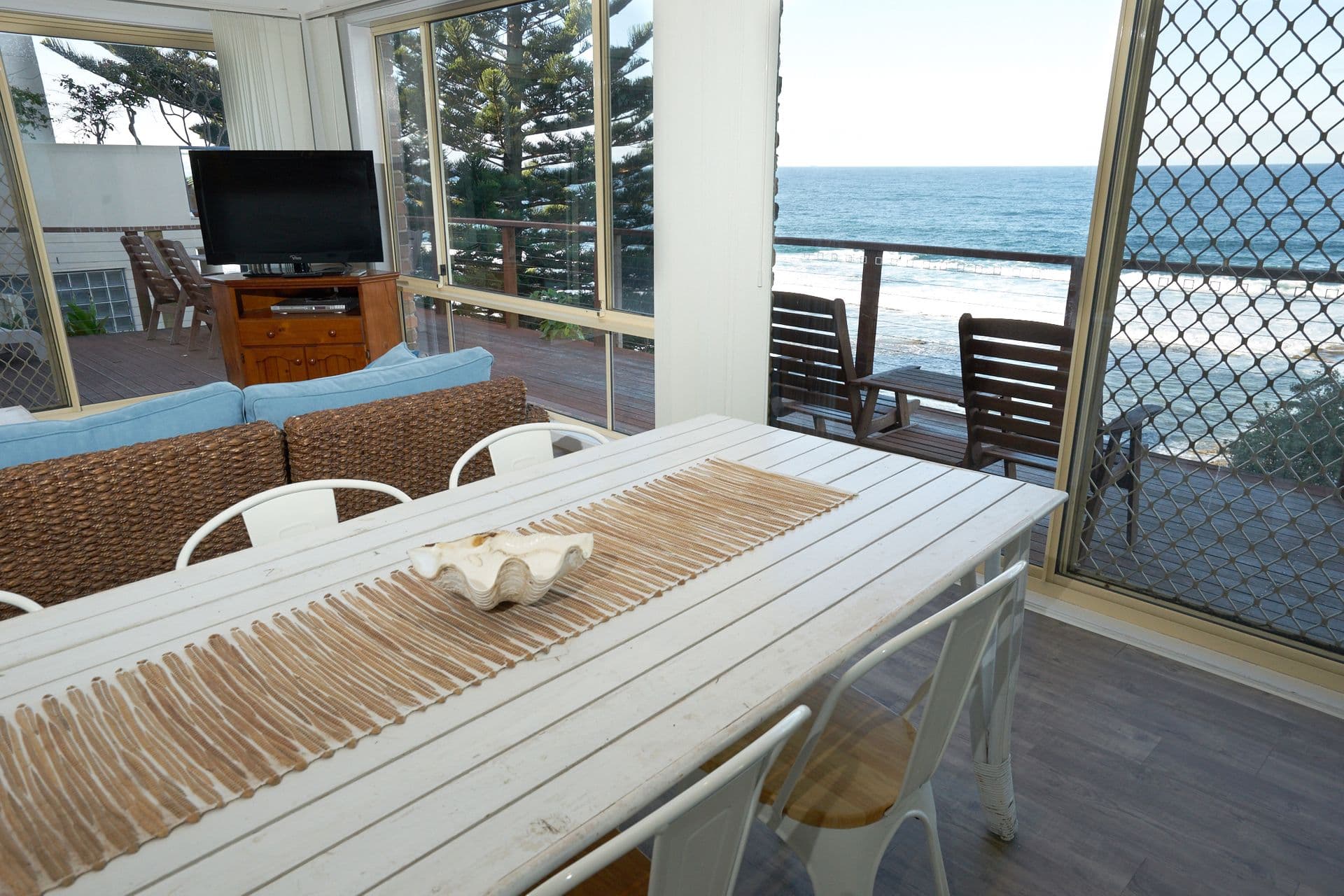 114 Ocean Parade, Blue Bay, NSW, 2261, Blue Bay - Thumbnail 5