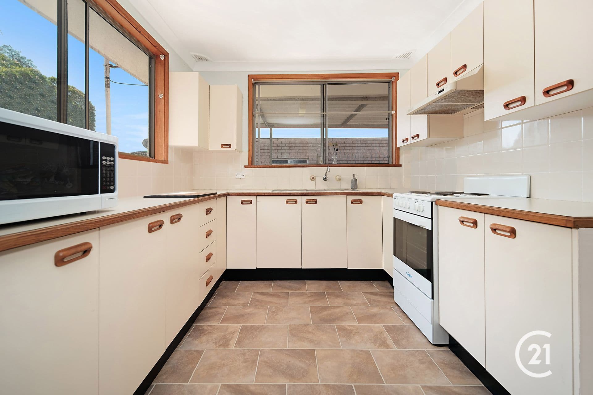 9 Henry Street, Chittaway Point, NSW, 2261, Chittaway Point - Thumbnail 5
