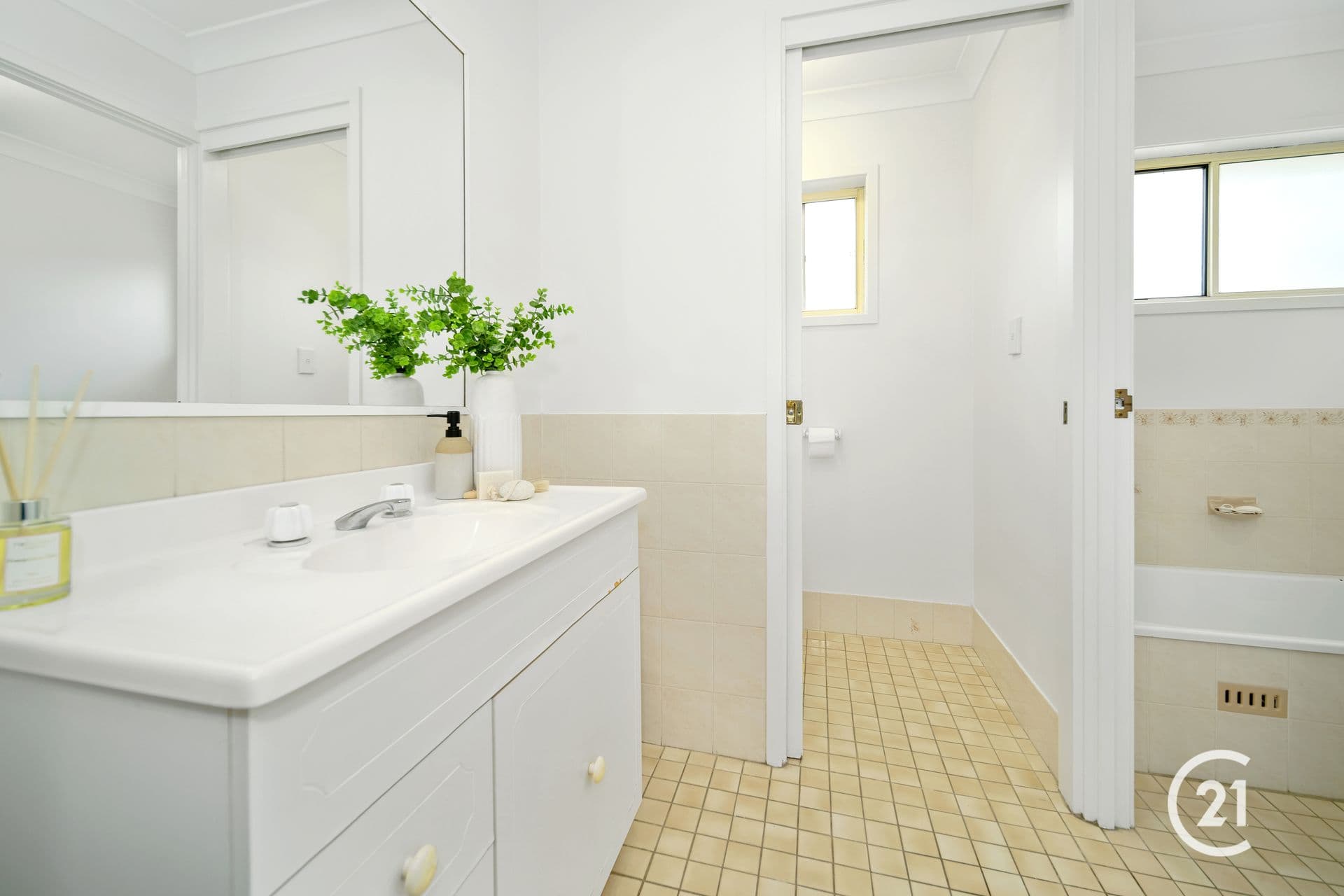 21A Yethonga Avenue, Blue Bay, NSW, 2261, Blue Bay - Thumbnail 7