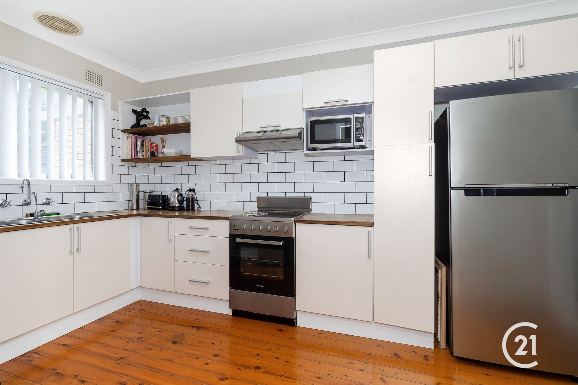 2/112 Elsiemer Street, Toowoon Bay, NSW, 2261, Toowoon Bay - Thumbnail 4
