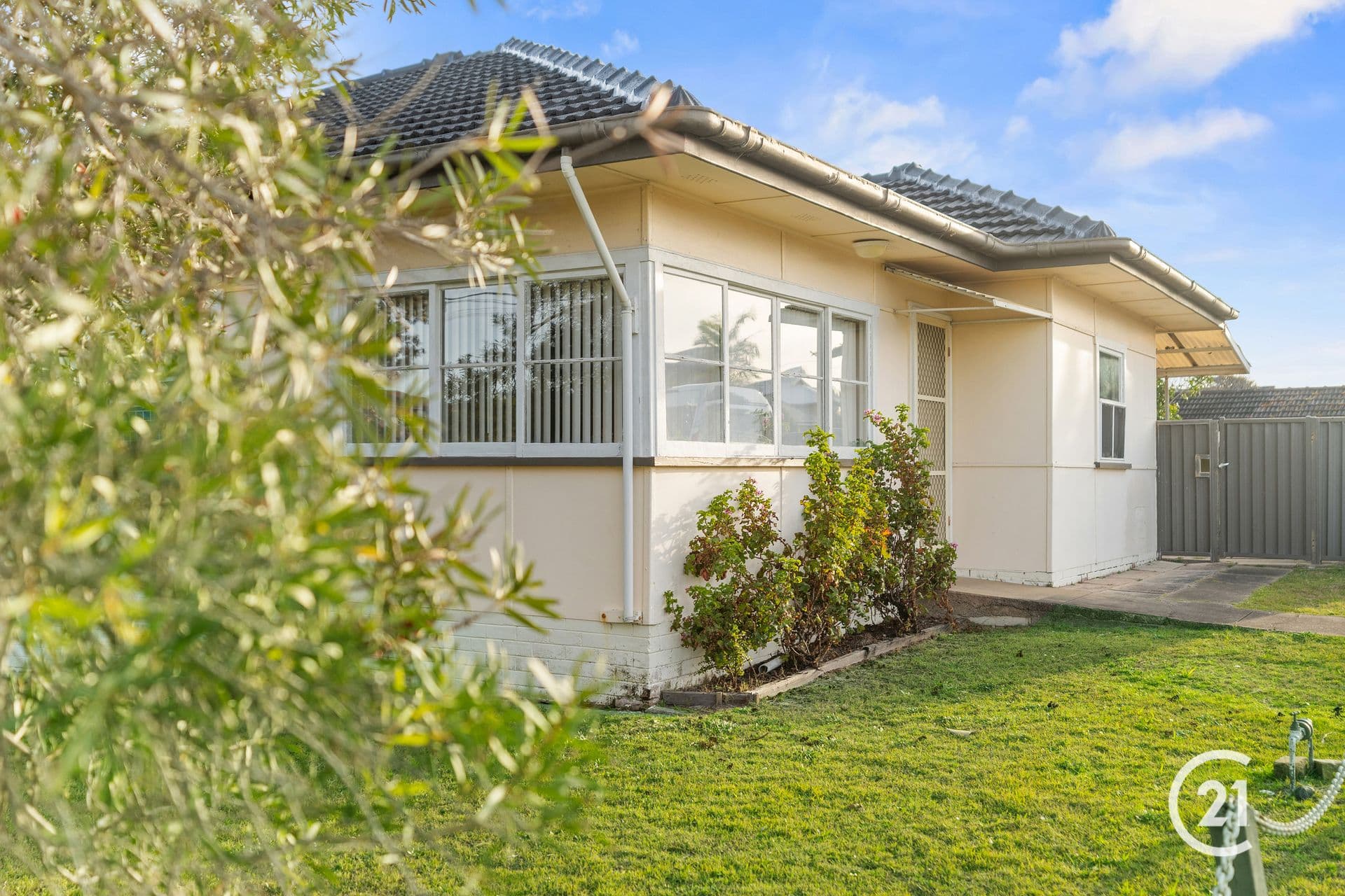 99 Bay Road, Blue Bay, NSW, 2261, Blue Bay - Thumbnail 3
