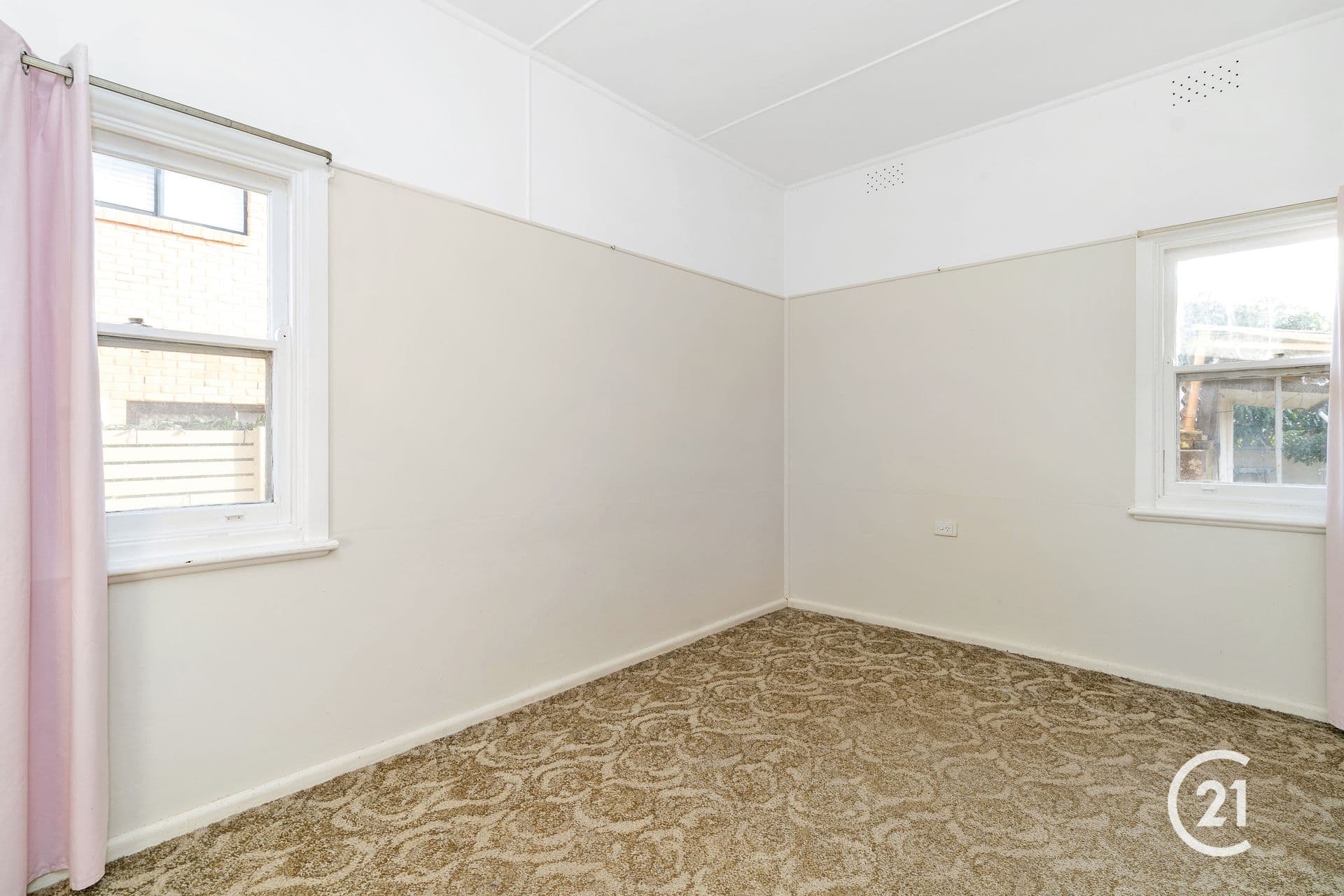 99 Bay Road, Blue Bay, NSW, 2261, Blue Bay - Thumbnail 7