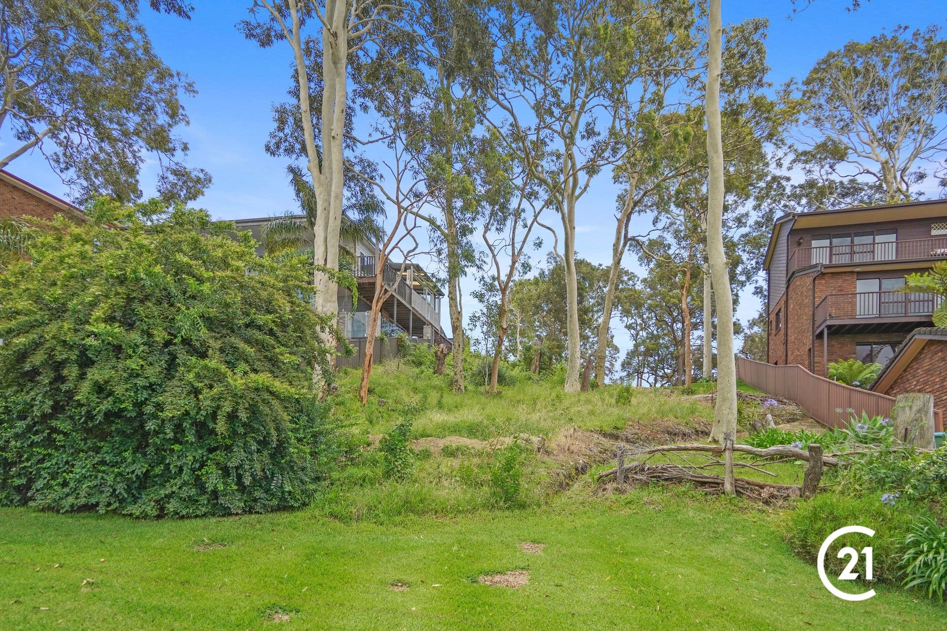 25 Leslie Avenue, Gorokan, NSW, 2263, Gorokan - Thumbnail 2