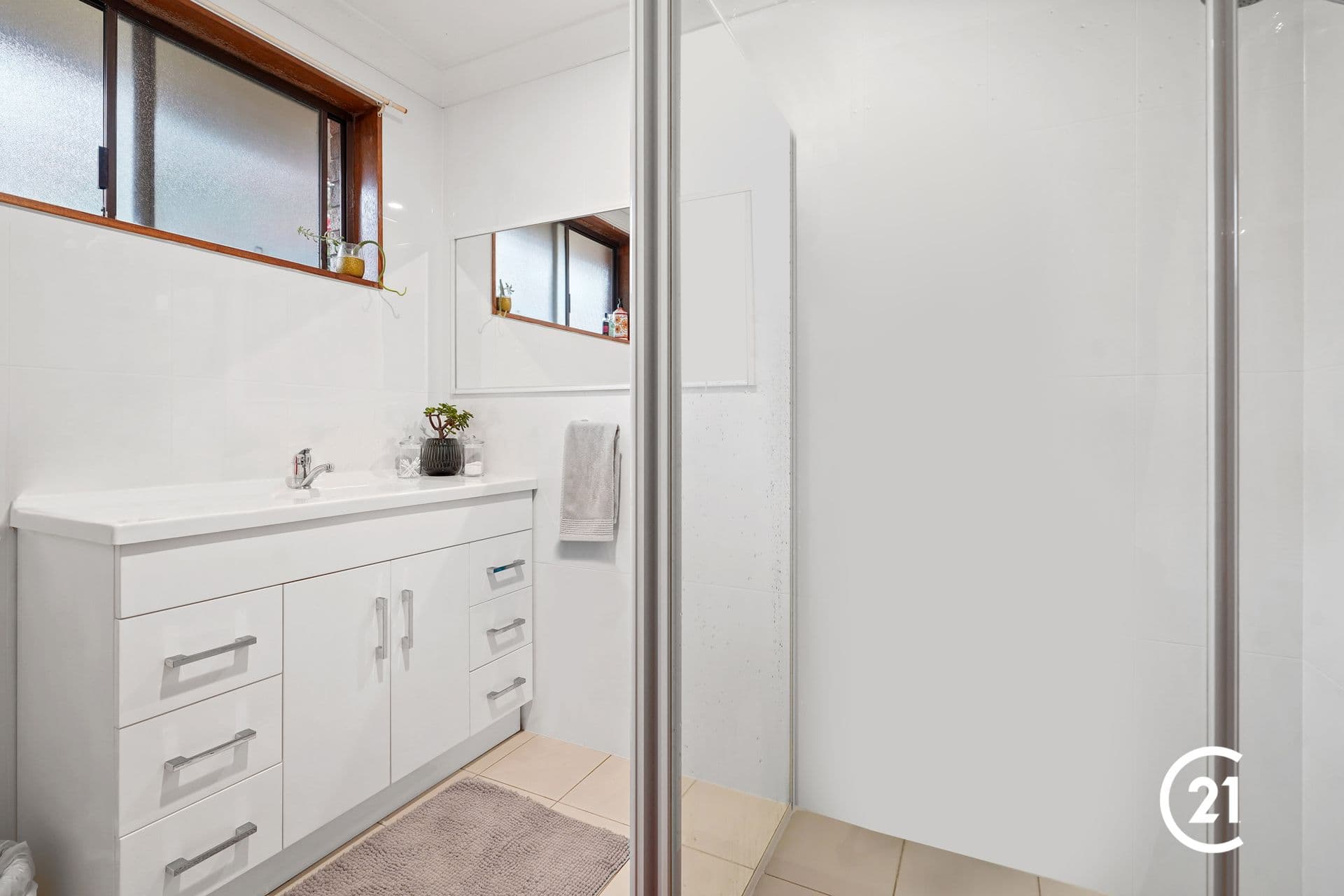 37 Sabrina Avenue, Bateau Bay, NSW, 2261, Bateau Bay - Thumbnail 6