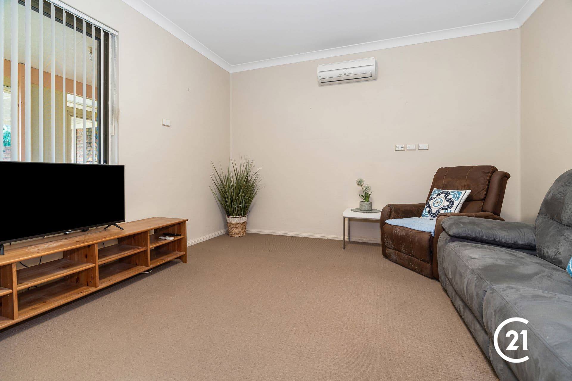8 Palm Springs Avenue, Glenning Valley, NSW, 2261, Glenning Valley - Thumbnail 3