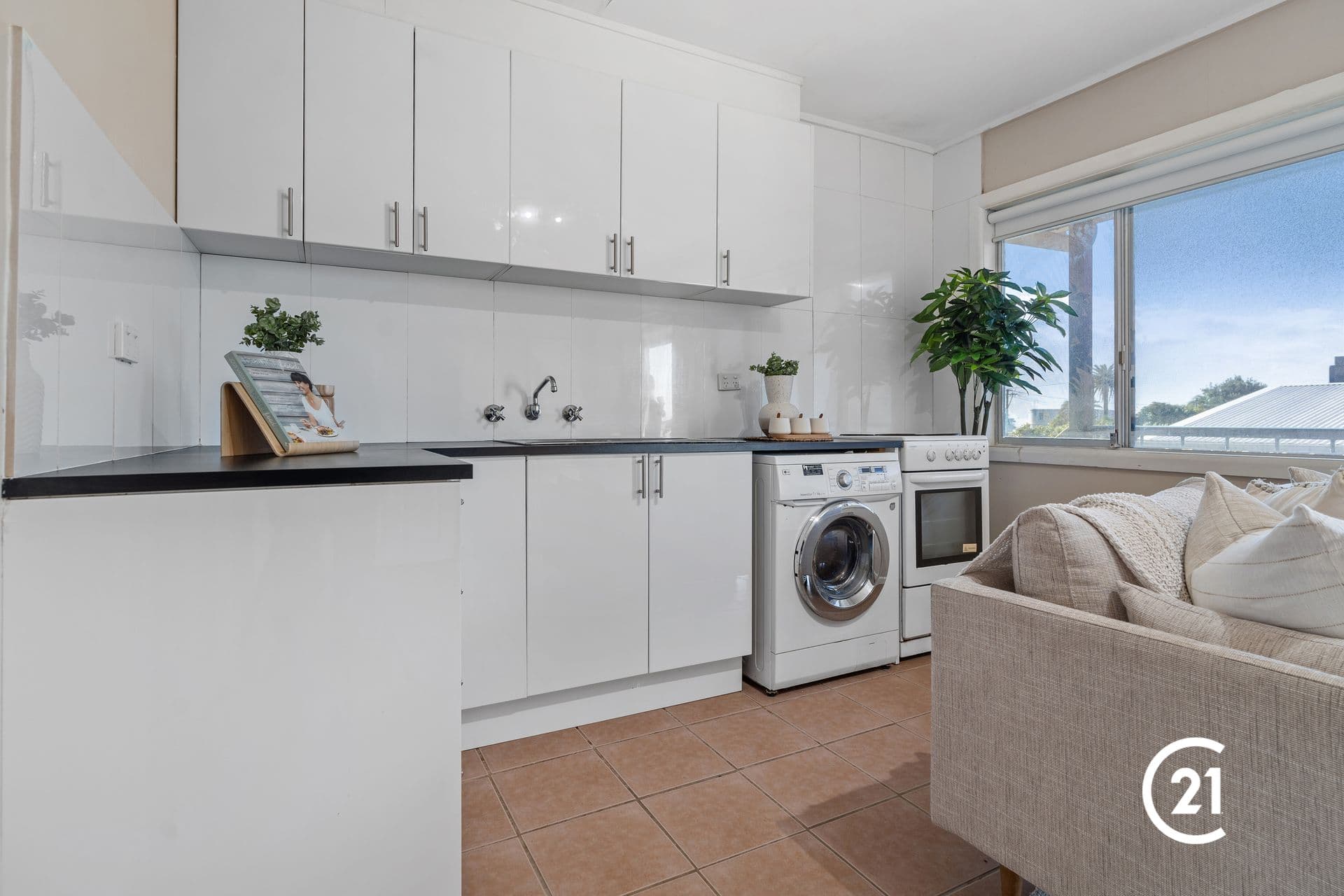 3/144 Ocean Parade, Blue Bay, NSW, 2261, Blue Bay - Thumbnail 3