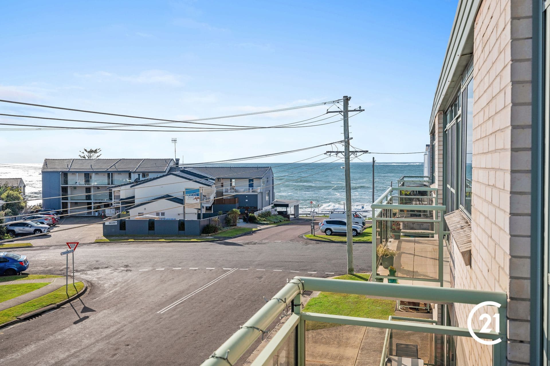 7/105 Ocean Parade, Blue Bay, NSW, 2261, Blue Bay - Thumbnail 2
