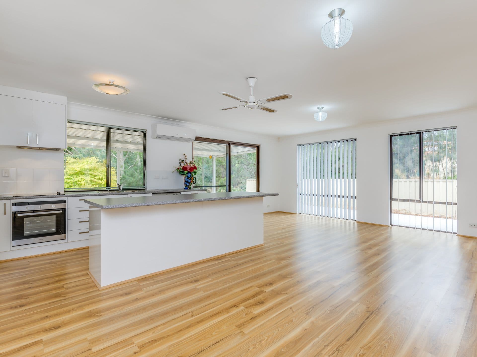 7/10 Warton Rd, Huntingdale, WA, 6110, Byford - Thumbnail 2