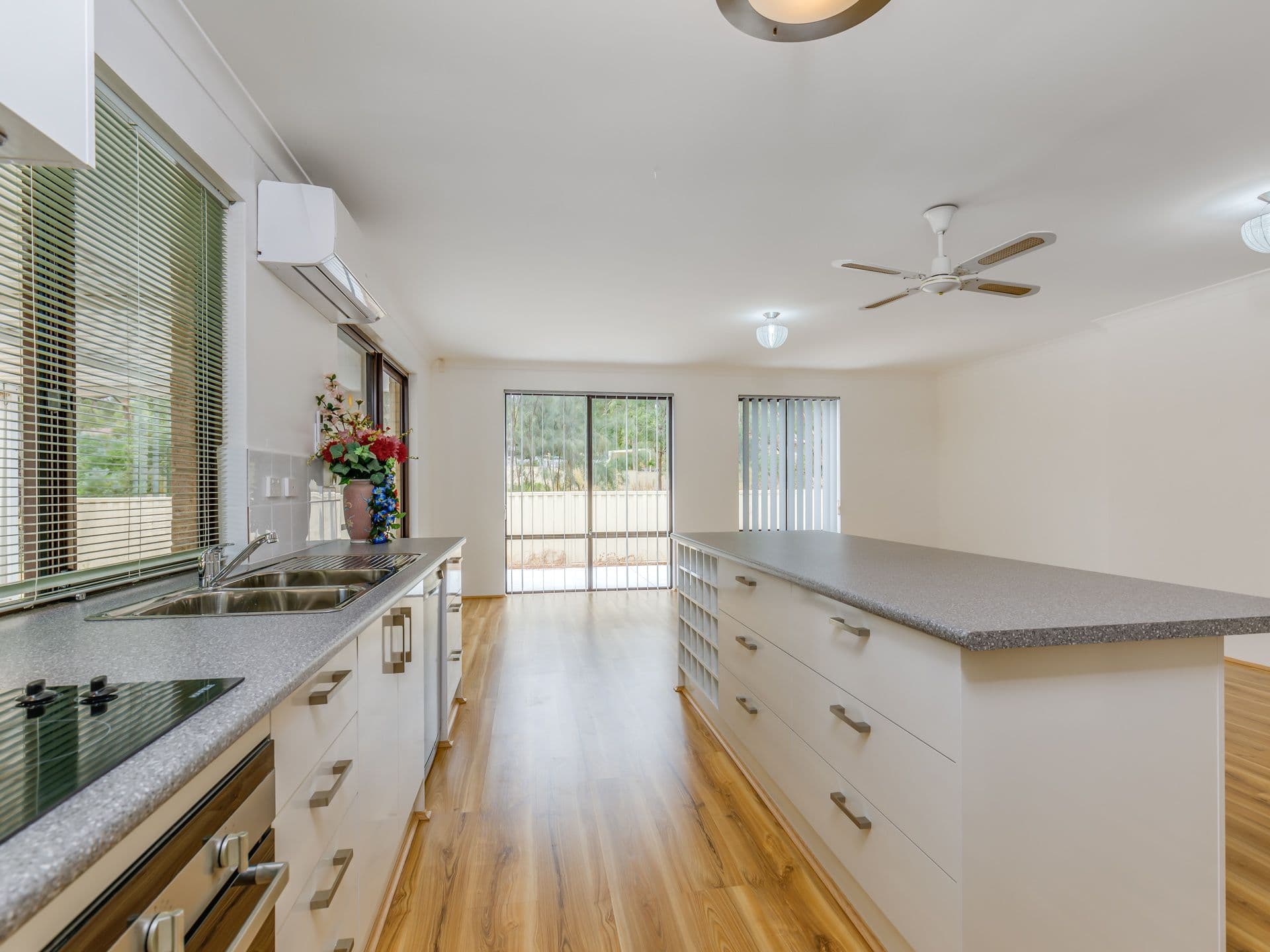 7/10 Warton Rd, Huntingdale, WA, 6110, Byford - Image 1