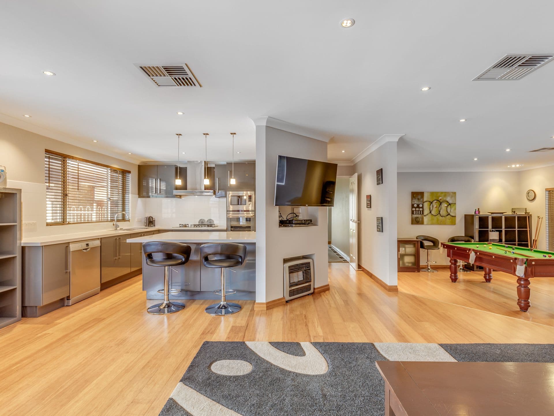7/10 Warton Rd, Huntingdale, WA, 6110, Willetton - Image 1