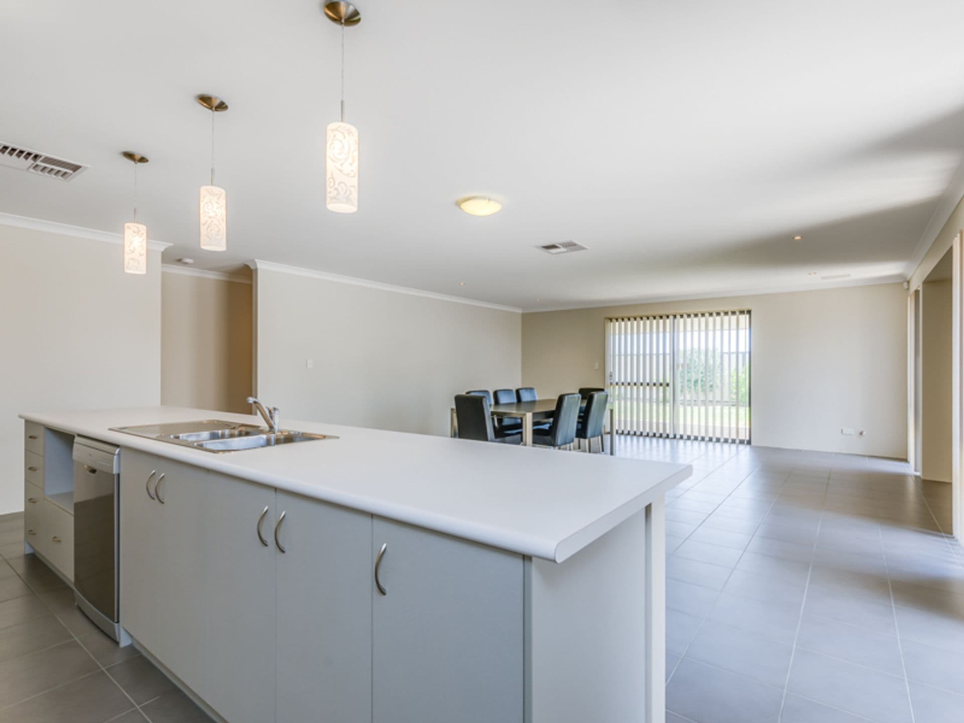 7/10 Warton Rd, Huntingdale, WA, 6110, Aubin Grove - Thumbnail 5