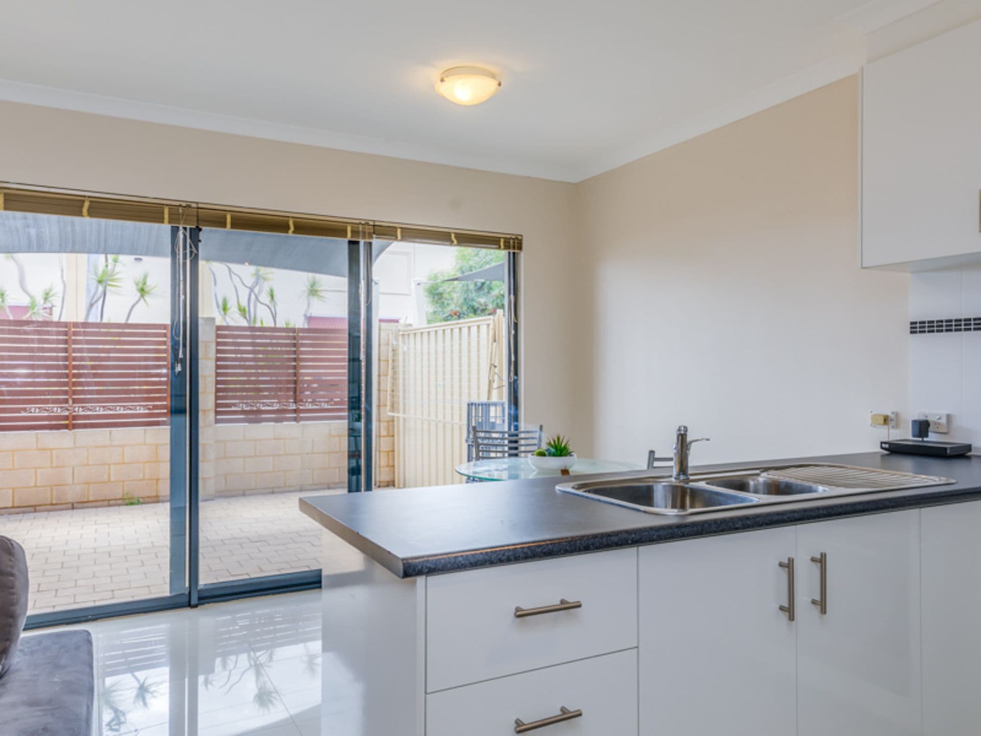 7/10 Warton Rd, Huntingdale, WA, 6110, Kewdale - Thumbnail 8
