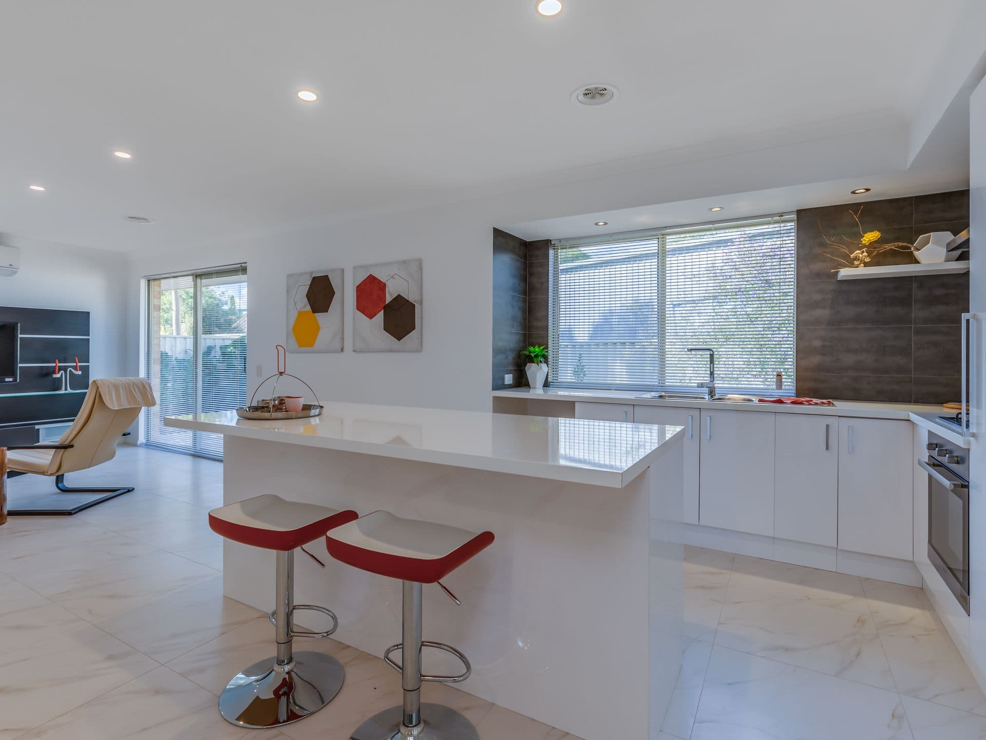 7/10 Warton Rd, Huntingdale, WA, 6110, Kenwick - Image 1