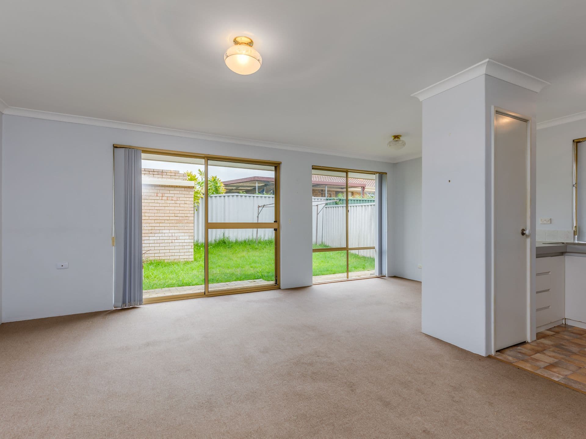 16/98 Simpson Avenue, Rockingham, WA, 6168, Rockingham - Thumbnail 8