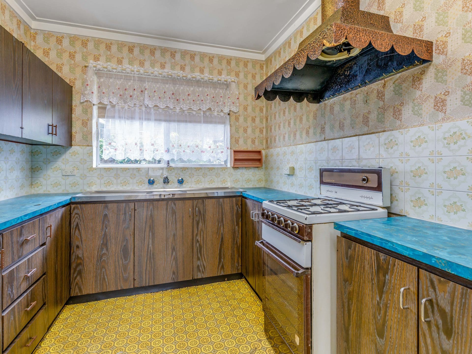 7/10 Warton Rd, Huntingdale, WA, 6110, Hamilton Hill - Thumbnail 2