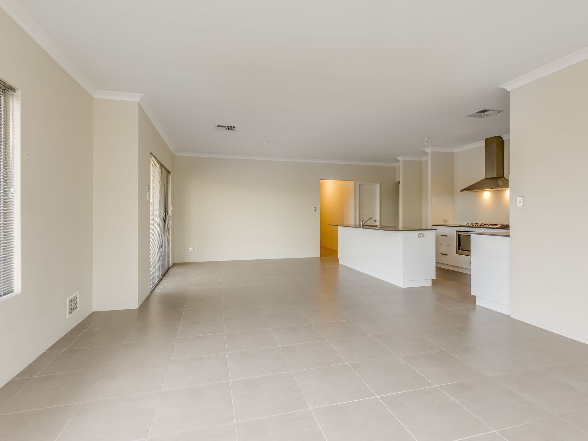 7/10 Warton Rd, Huntingdale, WA, 6110, Harrisdale - Thumbnail 3