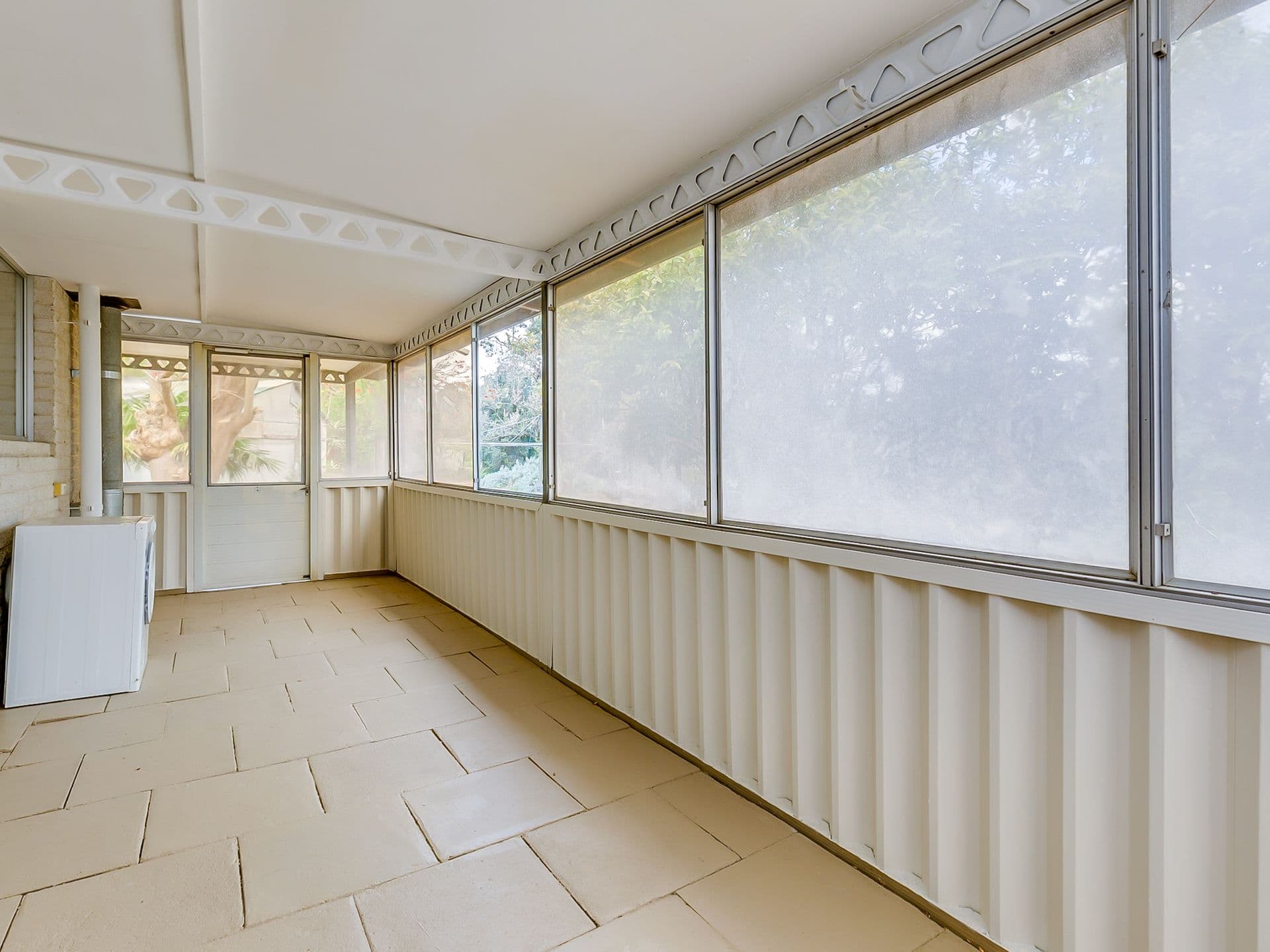 7/10 Warton Rd, Huntingdale, WA, 6110, Martin - Thumbnail 4