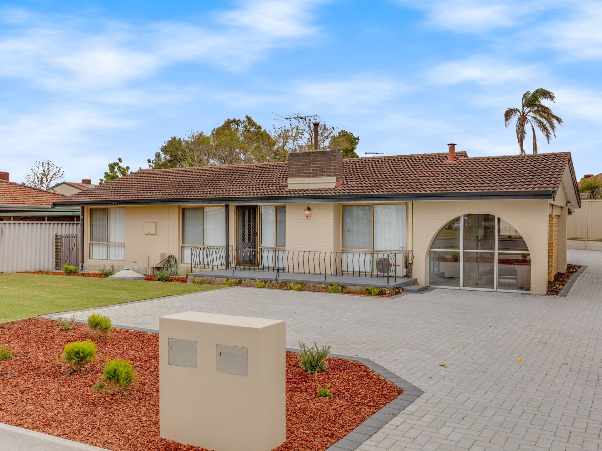 7/10 Warton Rd, Huntingdale, WA, 6110, Riverton - Image 1