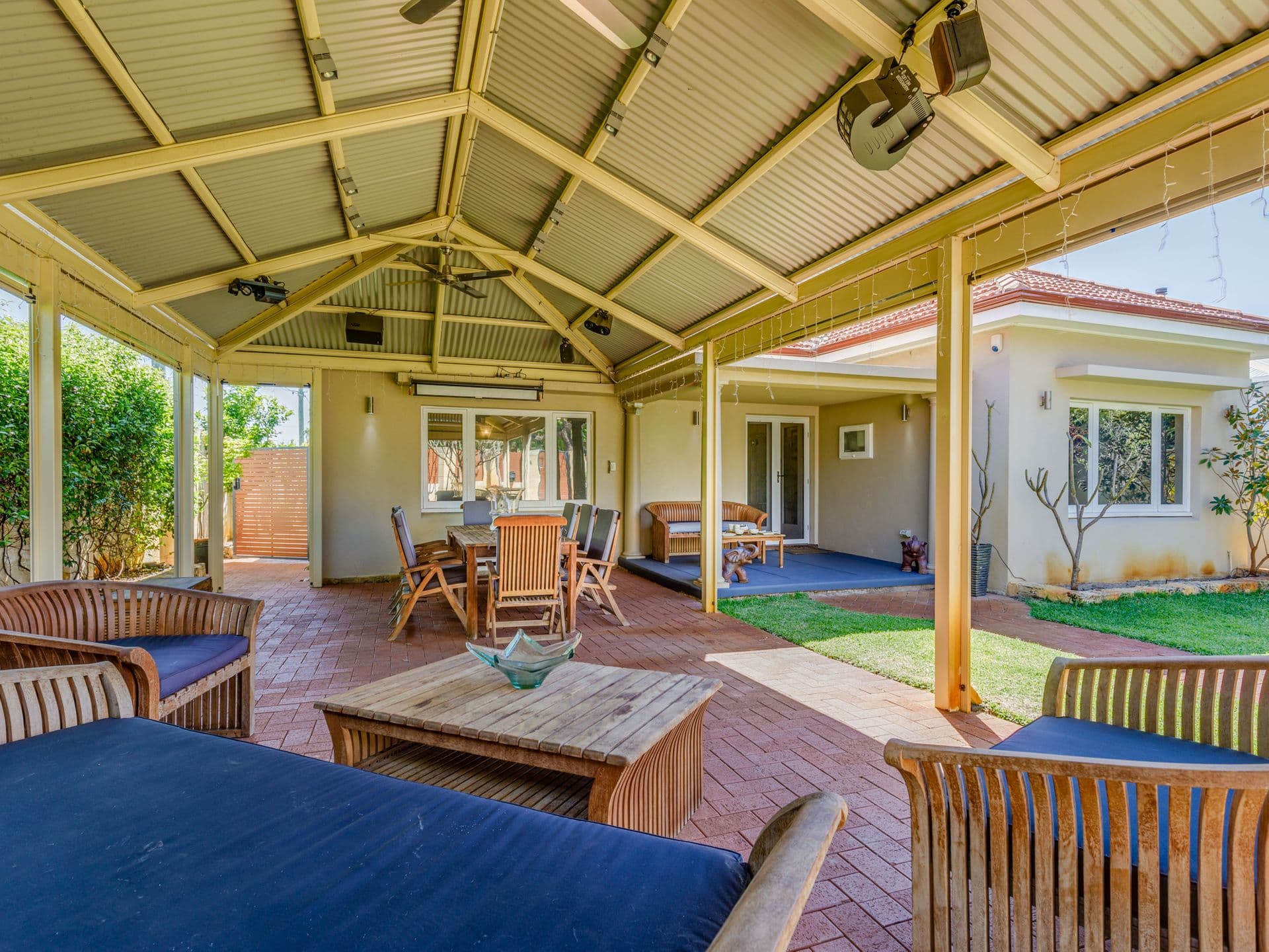 7/10 Warton Rd, Huntingdale, WA, 6110, Wembley - Image 1