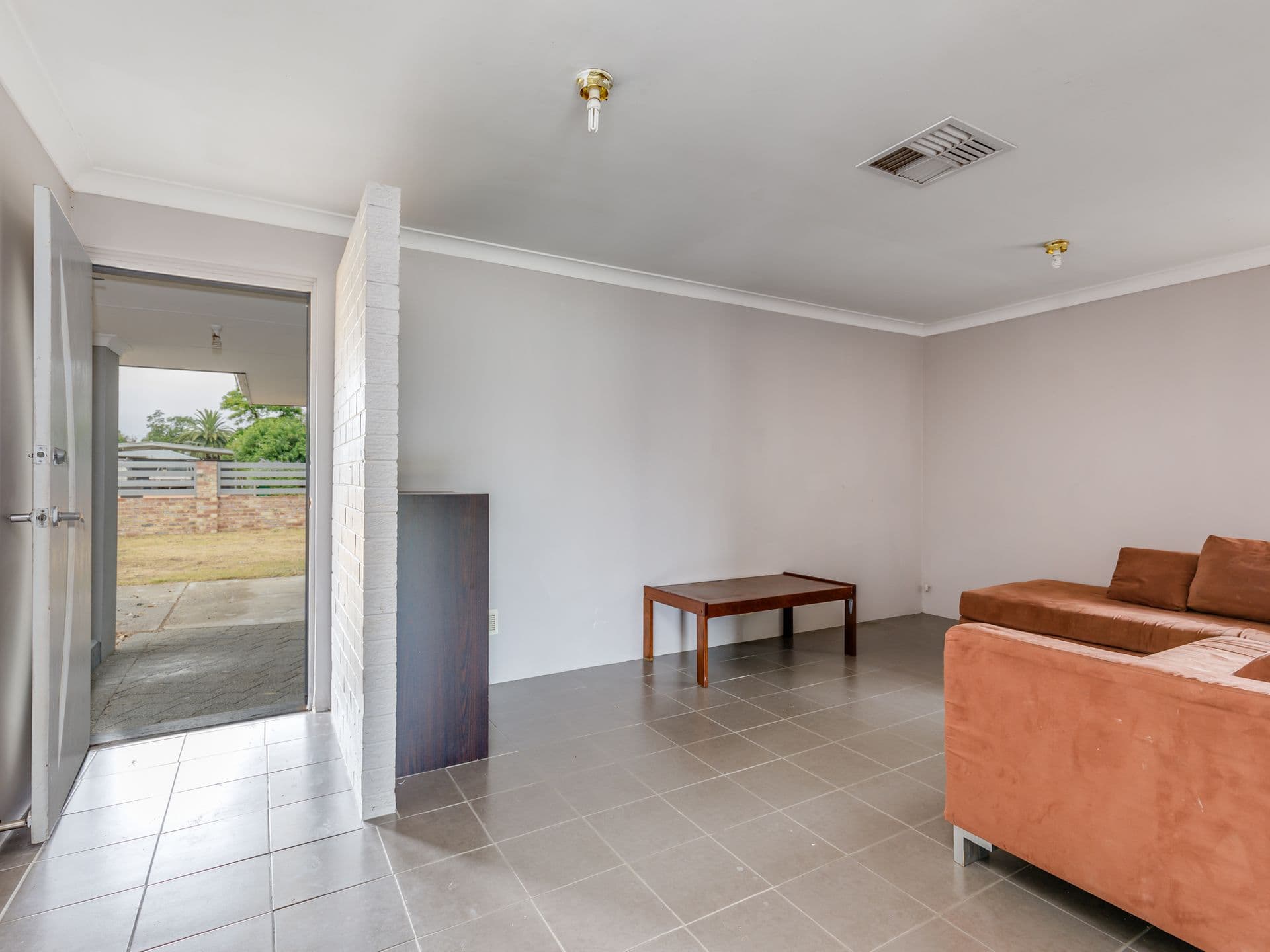 7/10 Warton Rd, Huntingdale, WA, 6110, Armadale - Thumbnail 6
