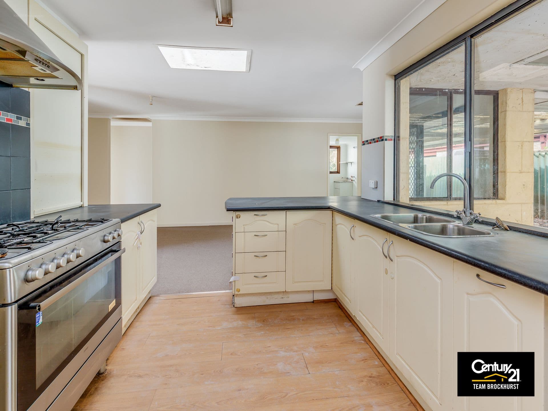 7/10 Warton Rd, Huntingdale, WA, 6110, Gosnells - Thumbnail 2