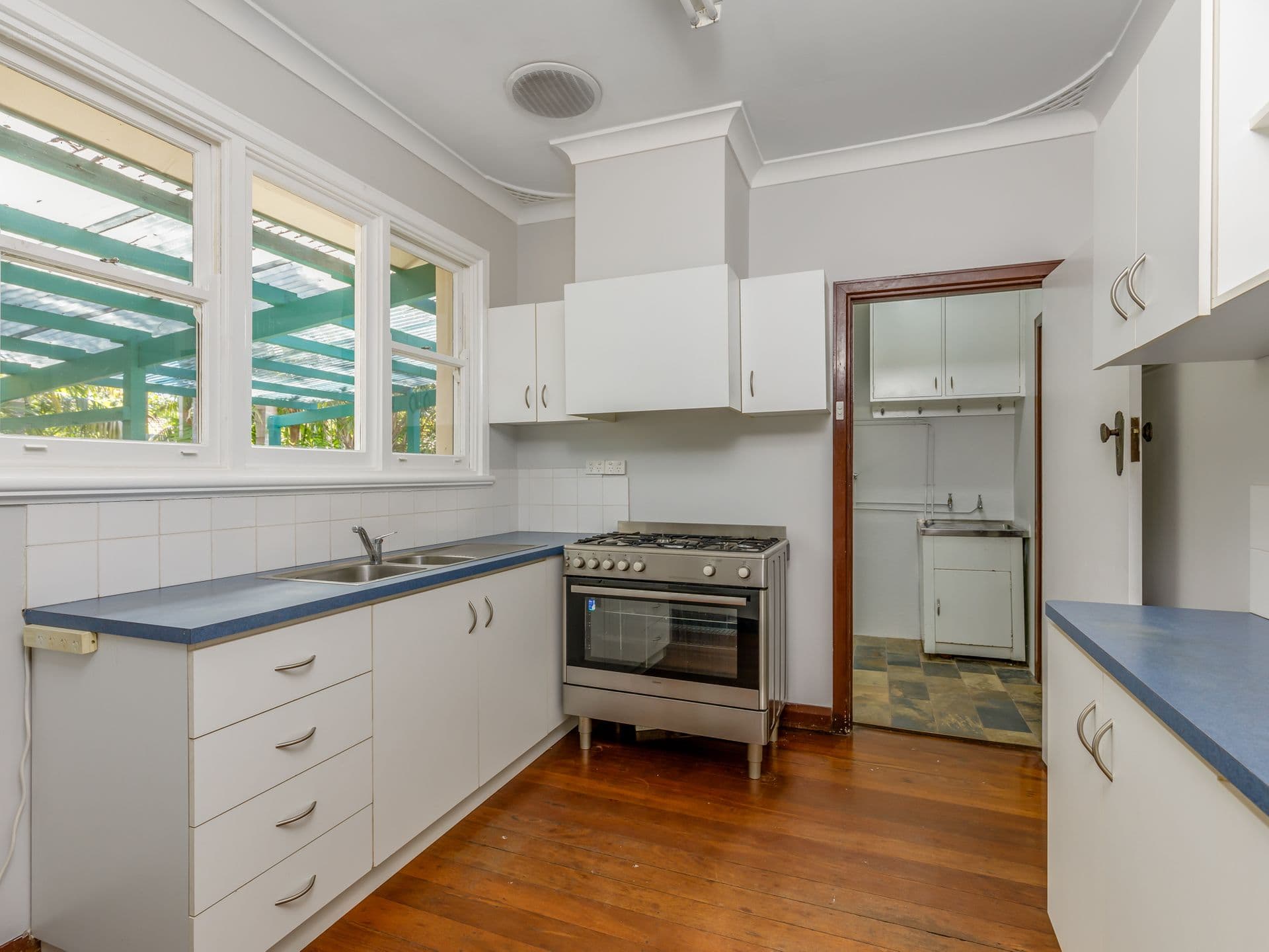 7/10 Warton Rd, Huntingdale, WA, 6110, Belmont - Thumbnail 2