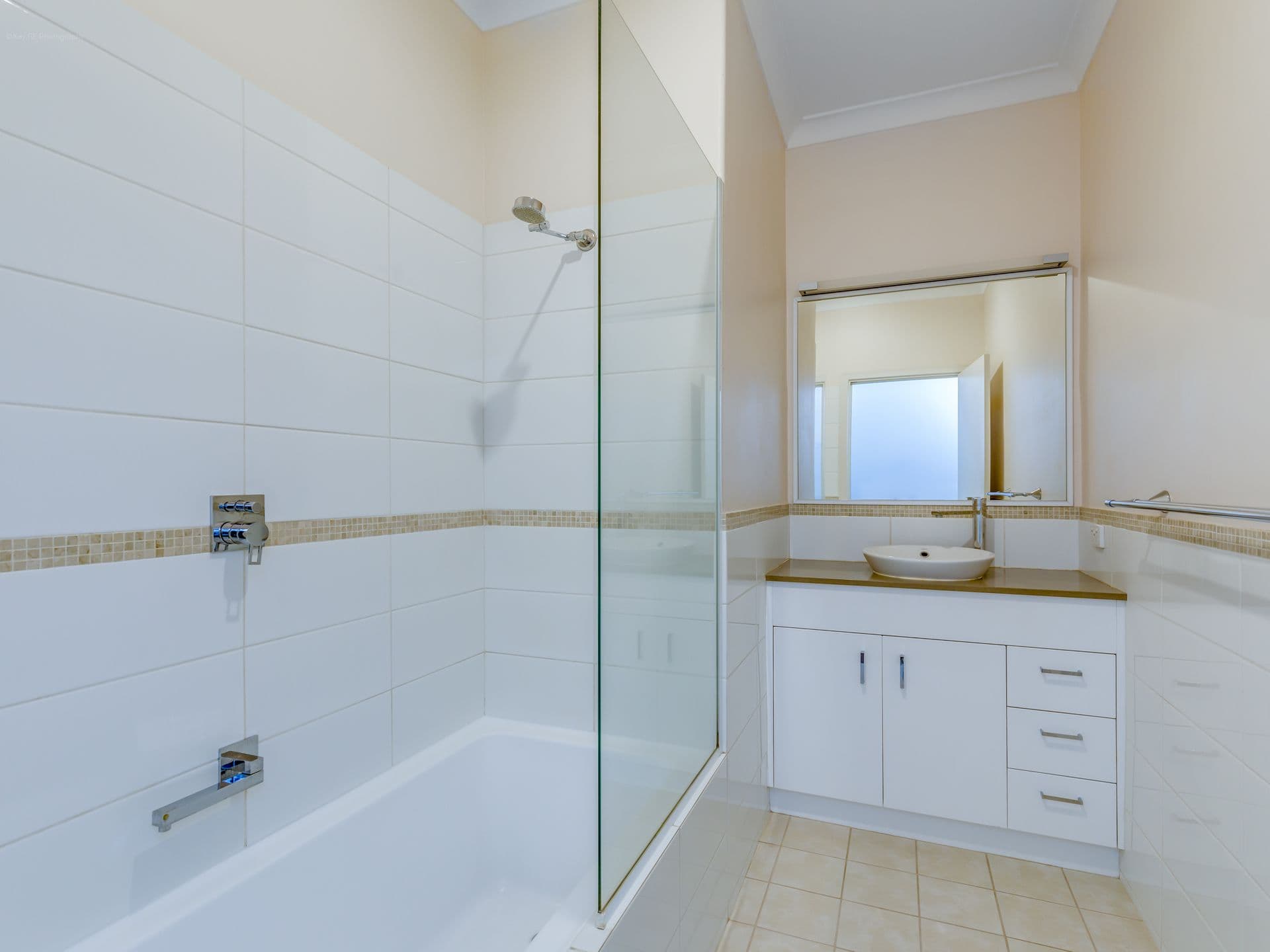 7/10 Warton Rd, Huntingdale, WA, 6110, Belmont - Thumbnail 4