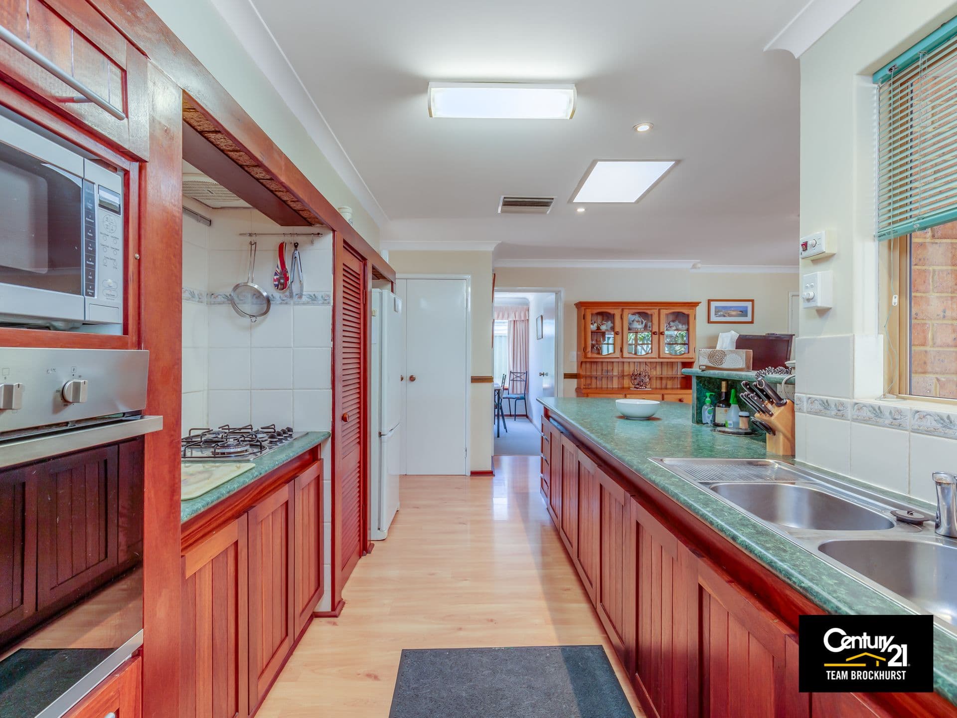 7/10 Warton Rd, Huntingdale, WA, 6110, Thornlie - Thumbnail 2