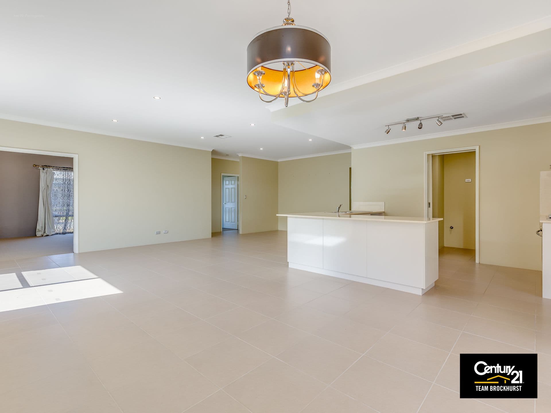 7/10 Warton Rd, Huntingdale, WA, 6110, Piara Waters - Thumbnail 6