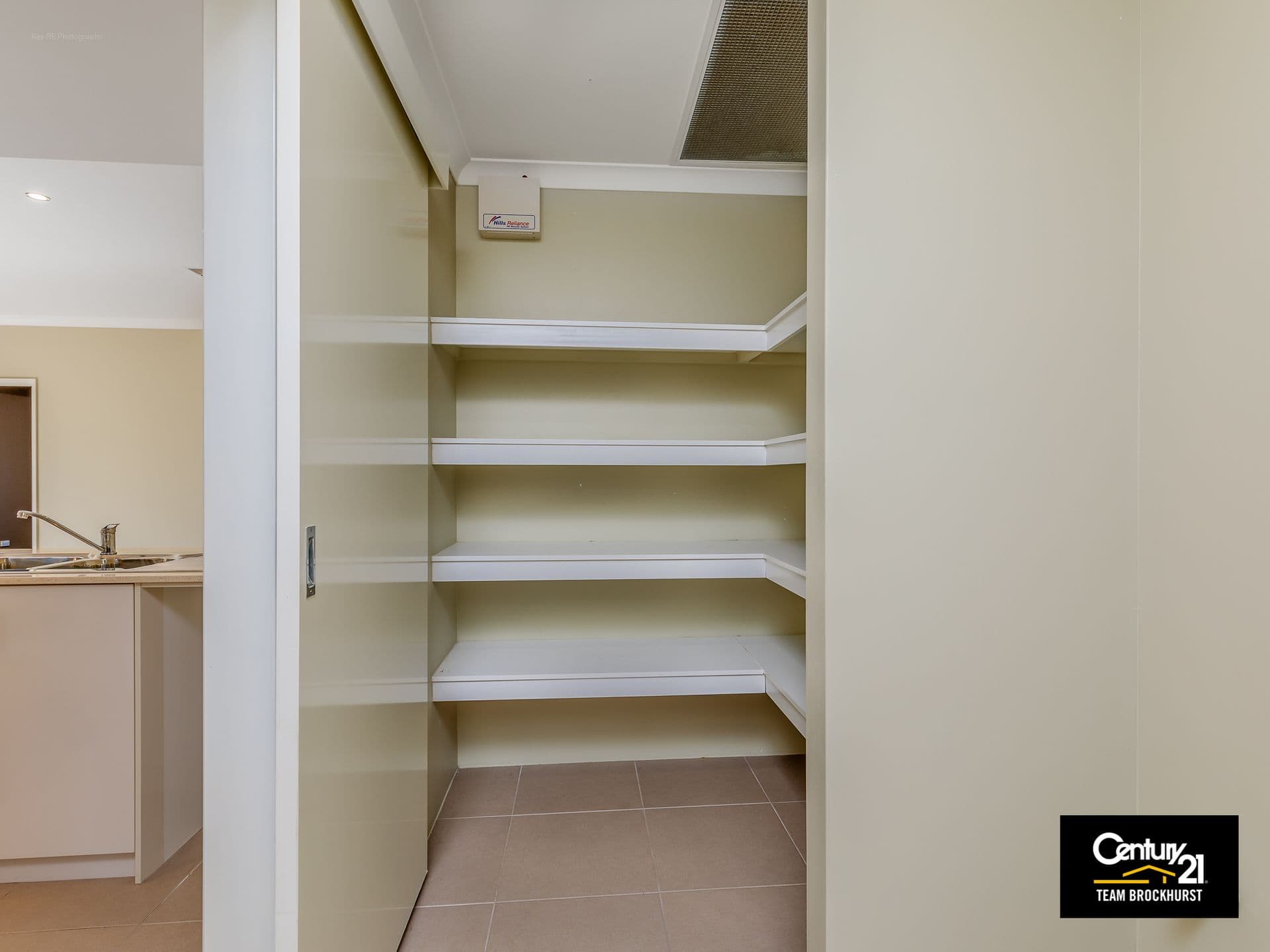 7/10 Warton Rd, Huntingdale, WA, 6110, Piara Waters - Thumbnail 8
