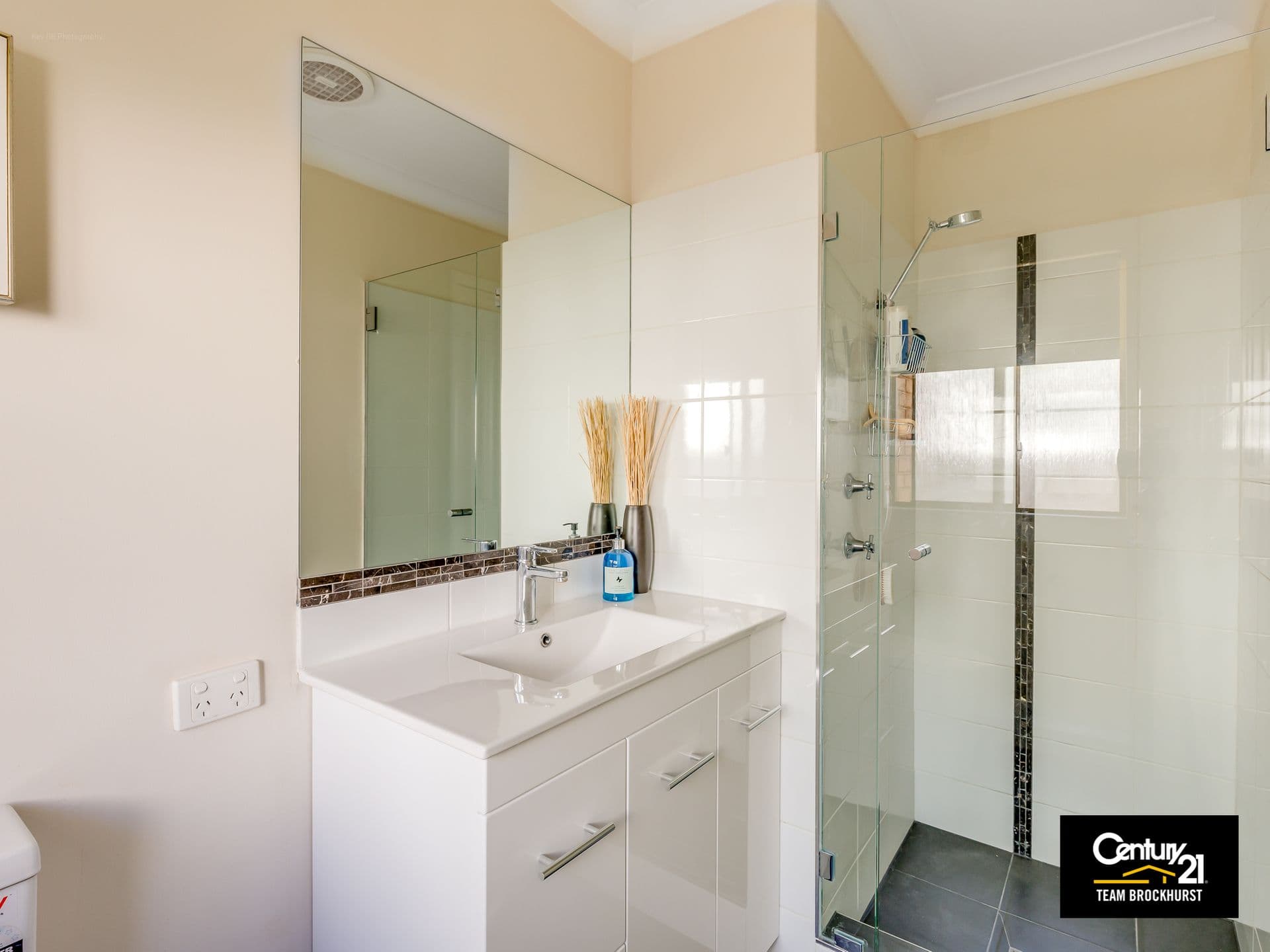 7/10 Warton Rd, Huntingdale, WA, 6110, Thornlie - Thumbnail 3