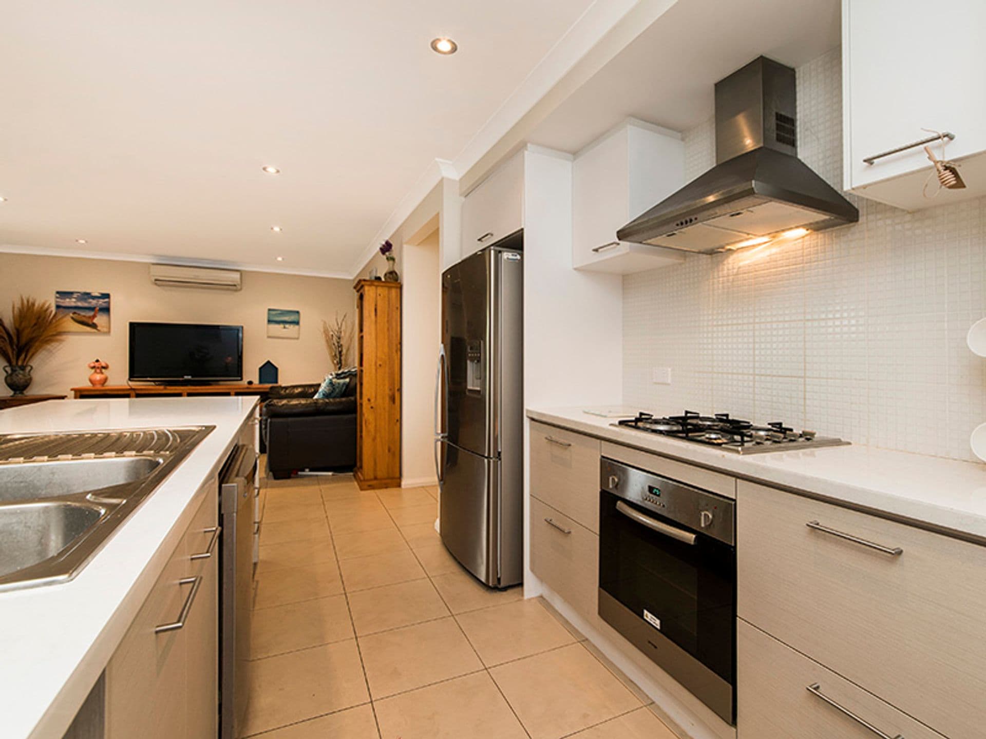4/1 Pemberton Boulevard, Baldivis, WA, 6171, Baldivis - Thumbnail 2