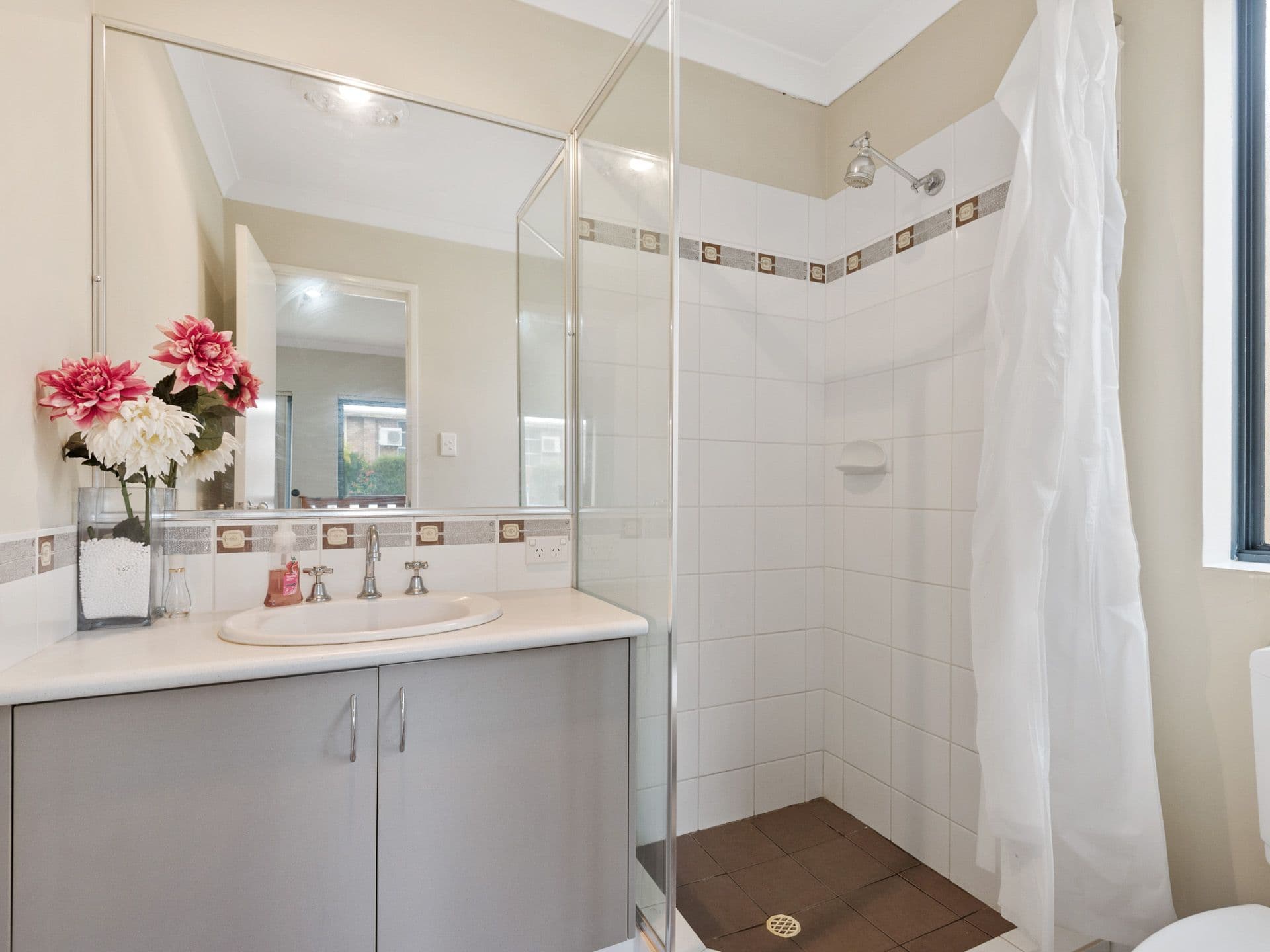 7/10 Warton Rd, Huntingdale, WA, 6110, Nollamara - Thumbnail 4
