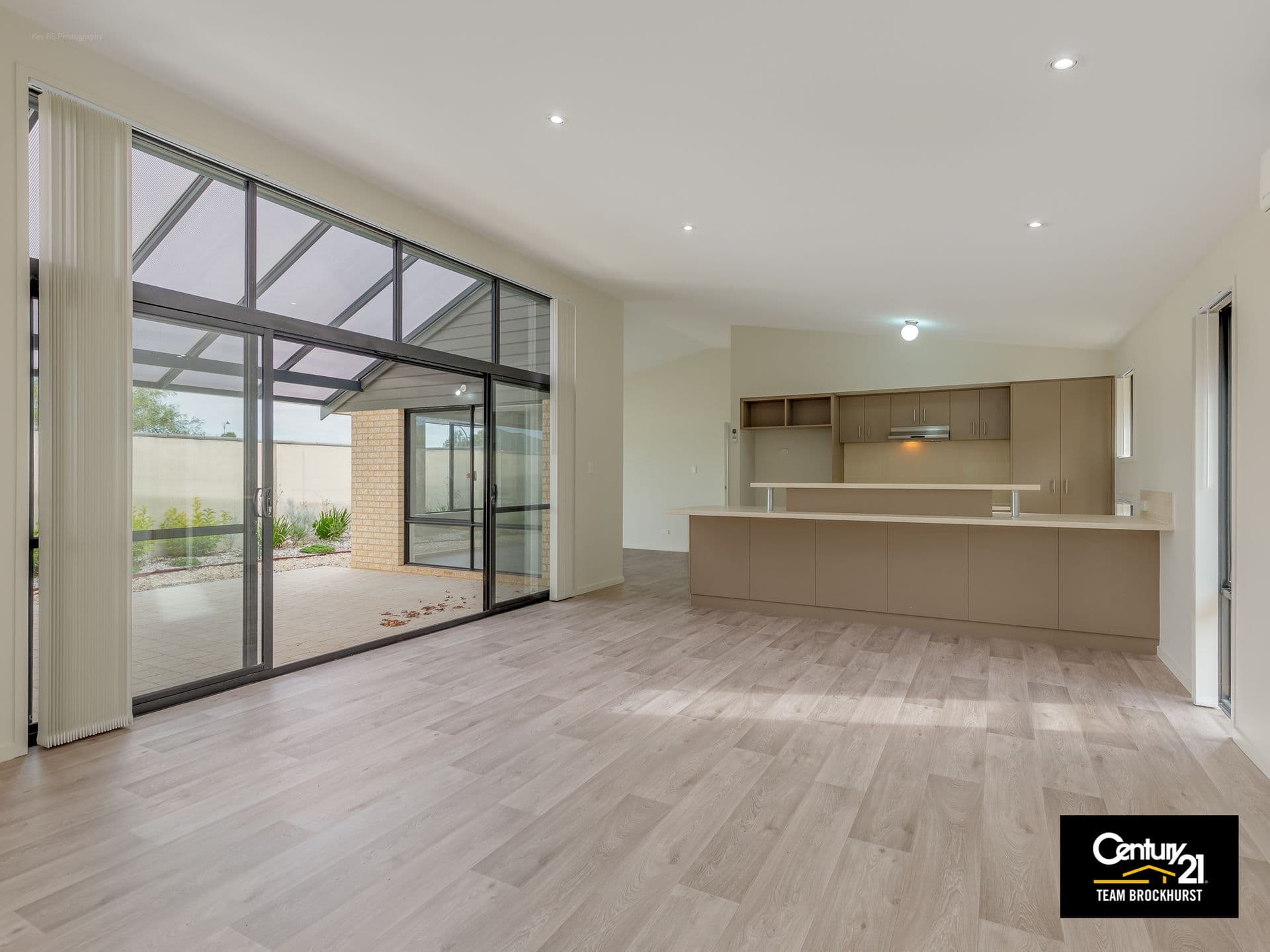 7/10 Warton Rd, Huntingdale, WA, 6110, Ellenbrook - Thumbnail 2