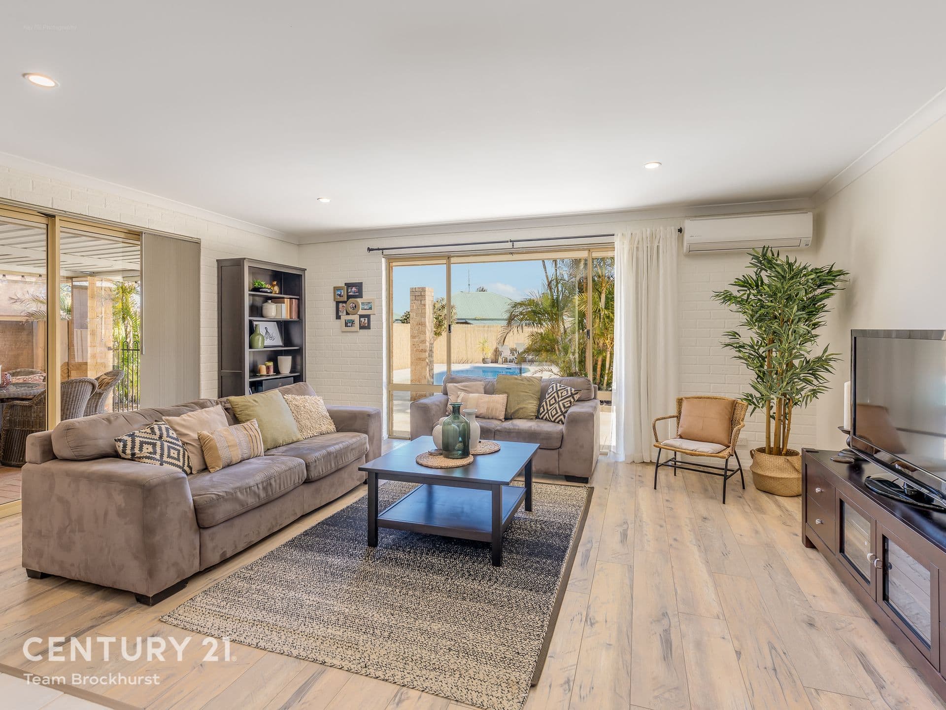 7/10 Warton Rd, Huntingdale, WA, 6110, Meadow Springs - Thumbnail 2