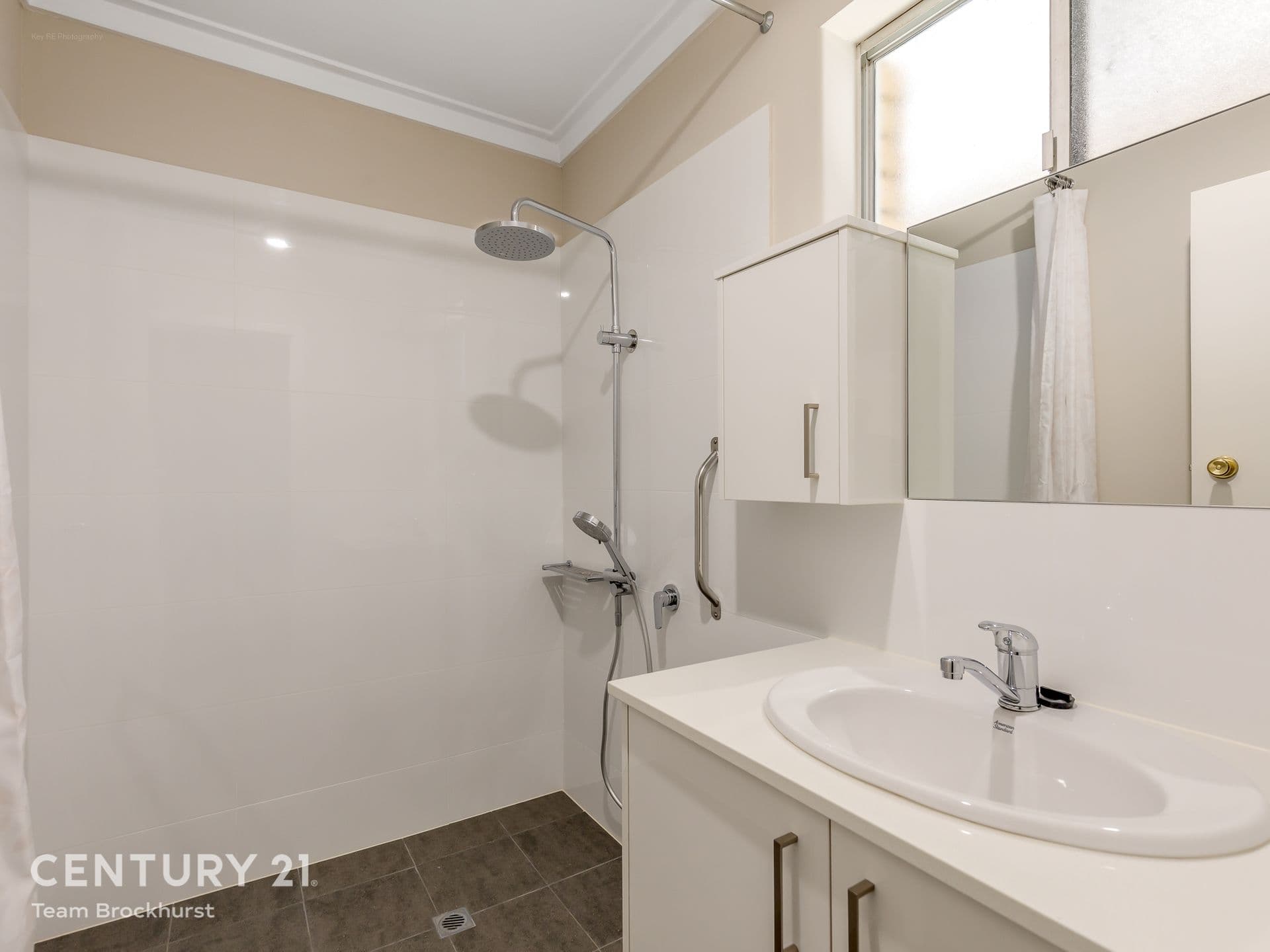 7/10 Warton Rd, Huntingdale, WA, 6110, Kewdale - Thumbnail 2
