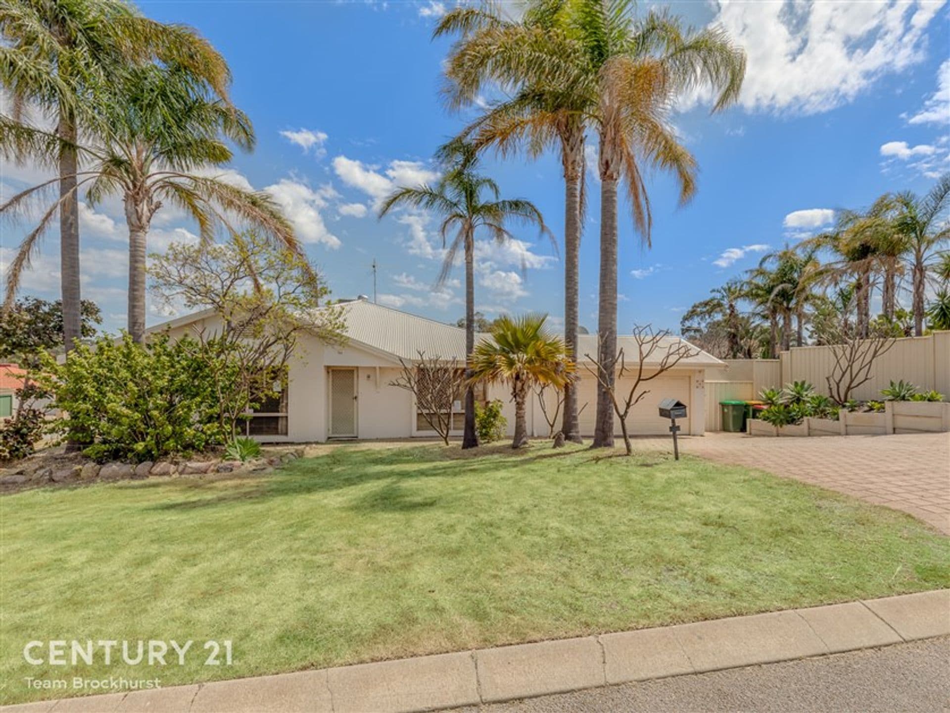 7/10 Warton Rd, Huntingdale, WA, 6110, Success - Image 1