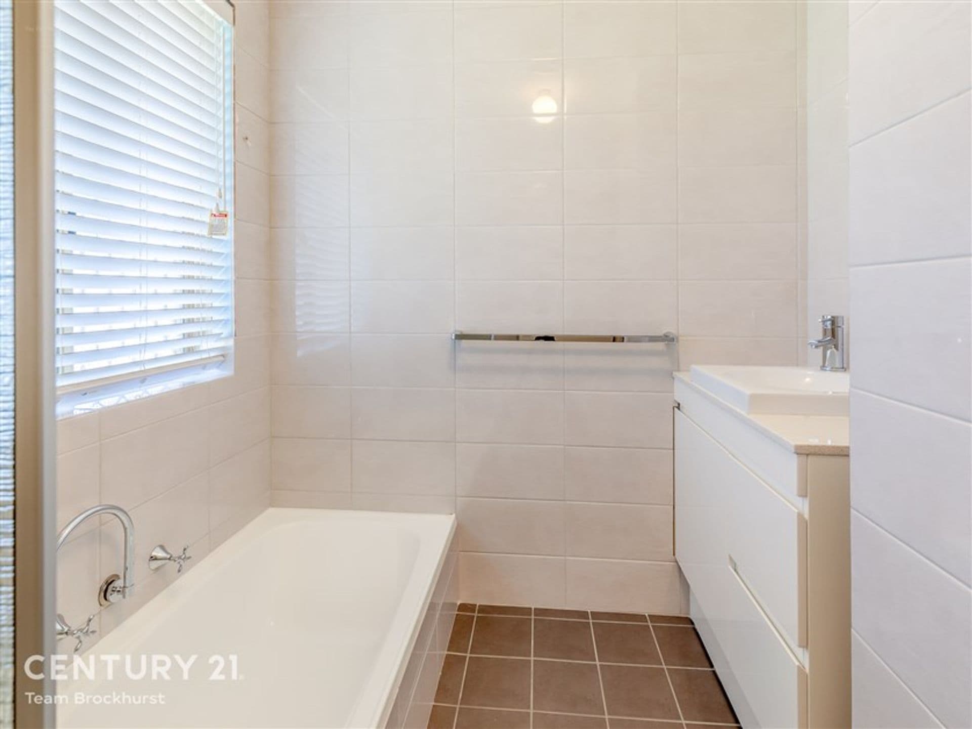 2/2 Attfield Street, Maddington, WA, 6109, Maddington - Thumbnail 3